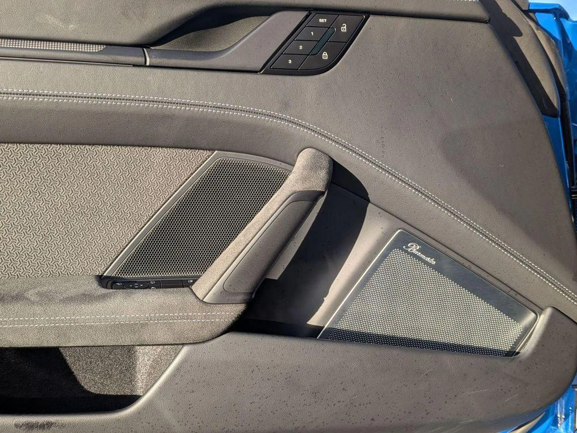 mph012_2599954593_Mdd_PFLR_9y8_B_Hs_Is_DO_Nd81_Ayx_LM_0b8bbe4b9e