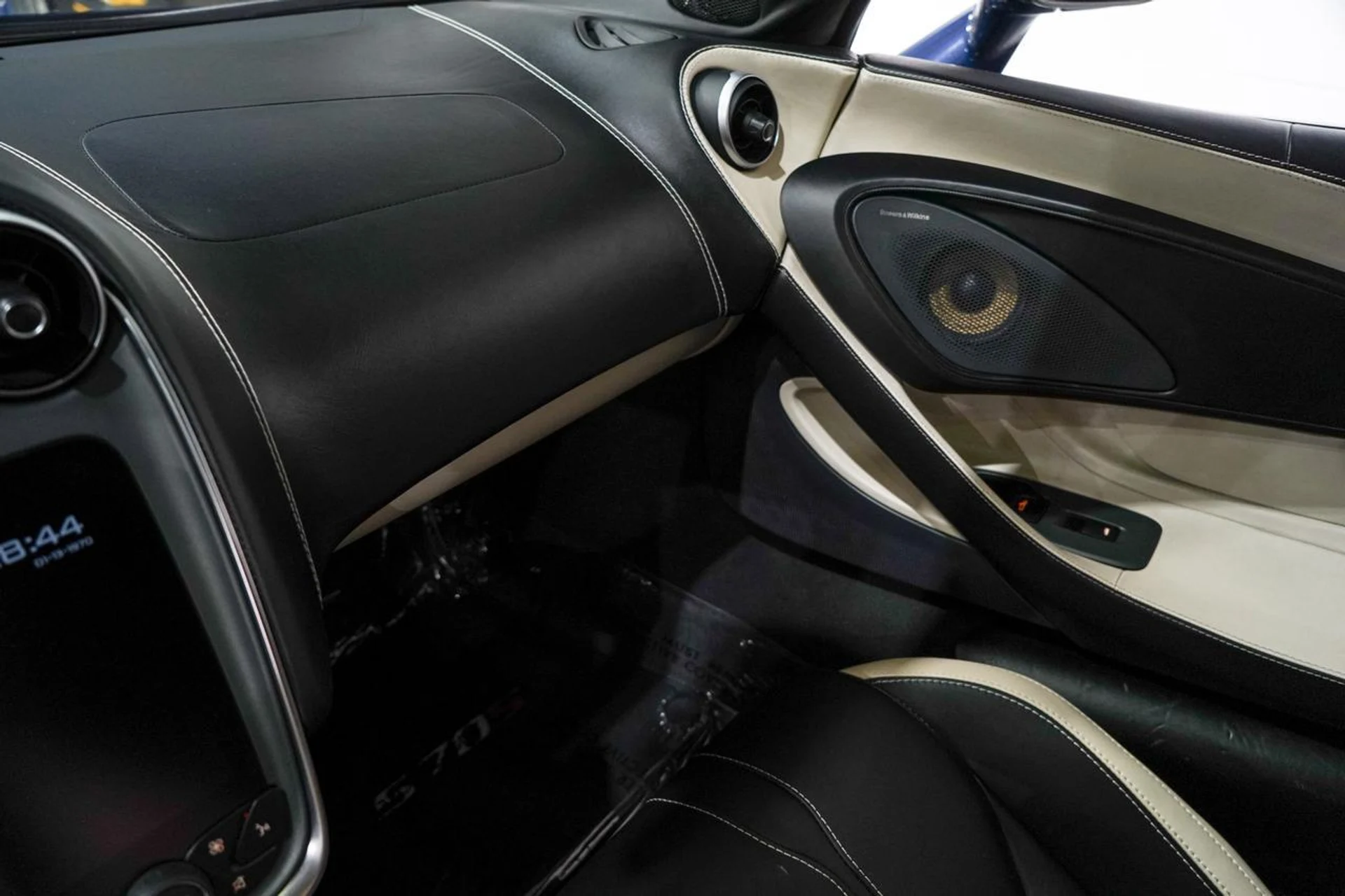 mph012_2602335616_a41a6e084ffca1196c054e729bc54353_c75c063ed9