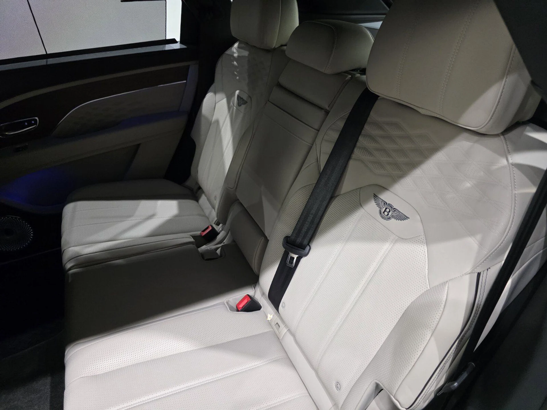 mph012_2604292391_9795080721124415ab4997784d40dbd0_37a745ea2e