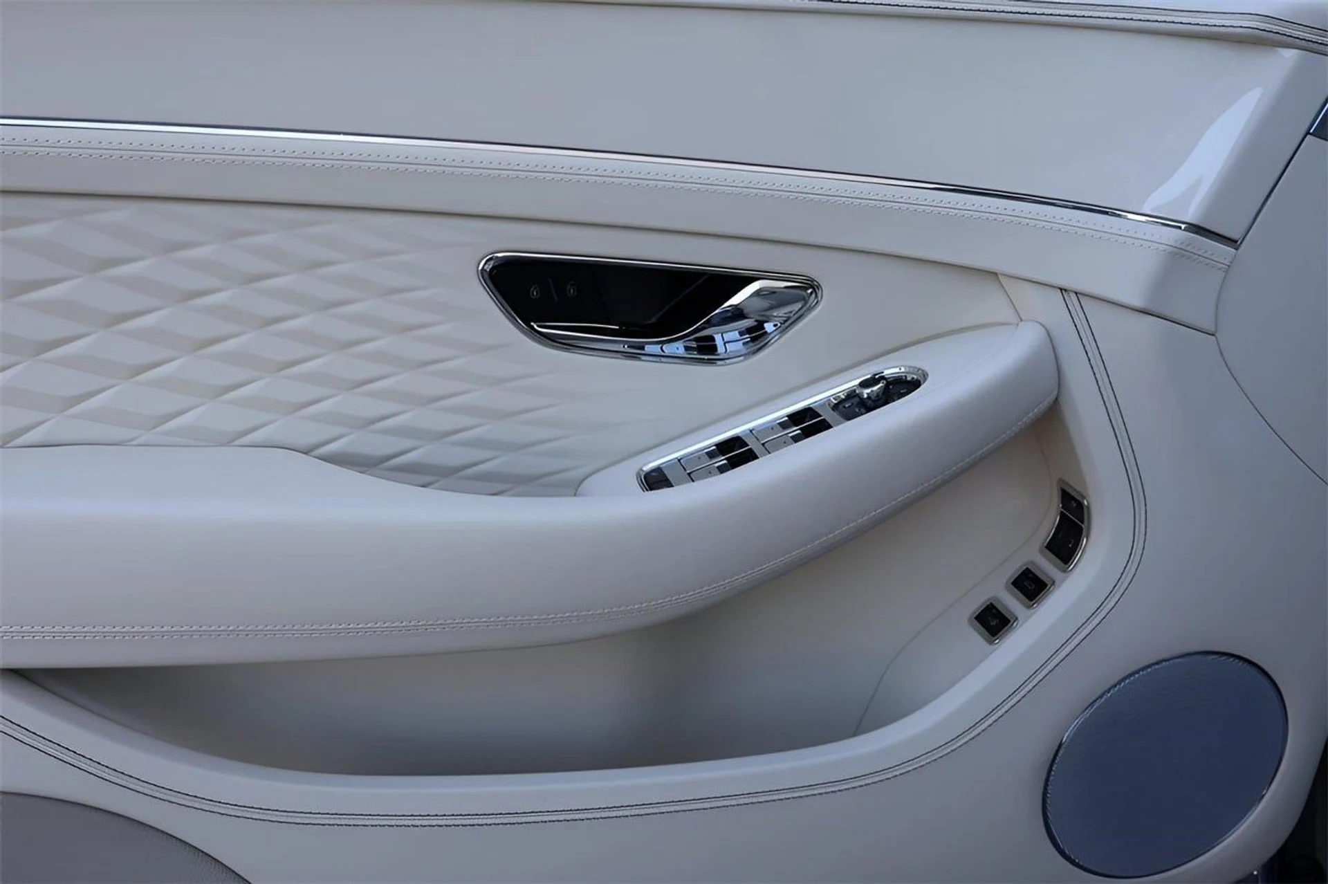 mph012_2611768467_13_91df239151