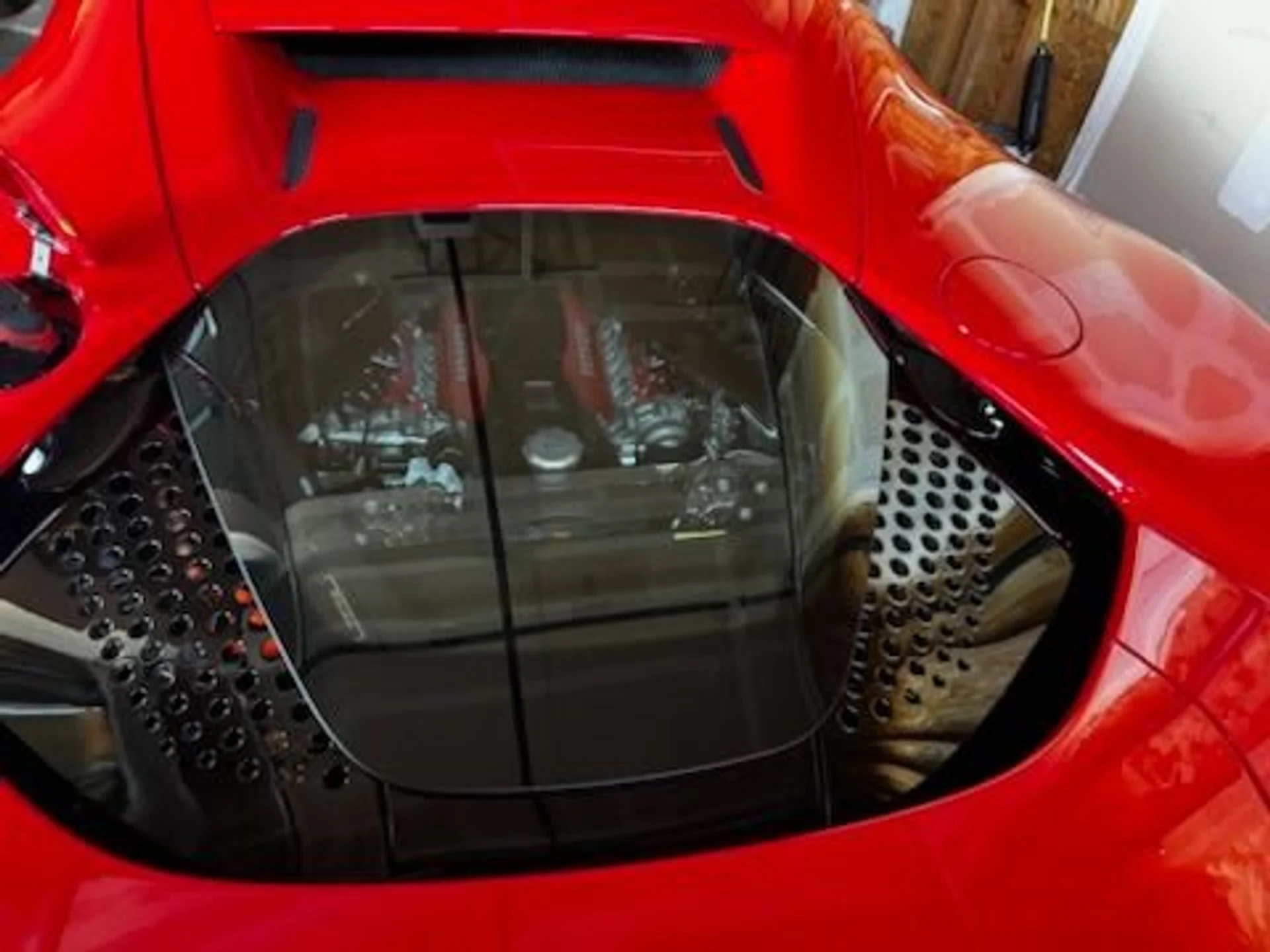 mph012_2619710846_Used_2022_Ferrari_SF_90_Stradale_1762557031_6b1c8cef3f