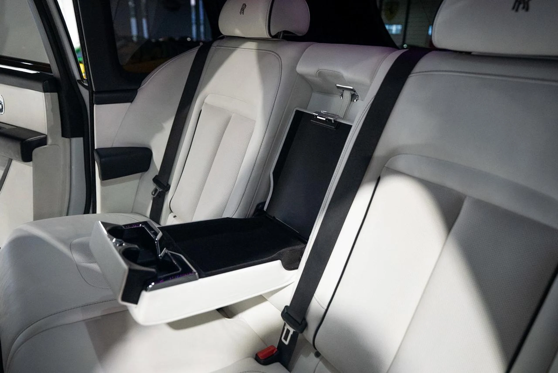 mph012_2627265276_61a0bd9c1e485856d0583b0f08a70dfa_99f03ae760