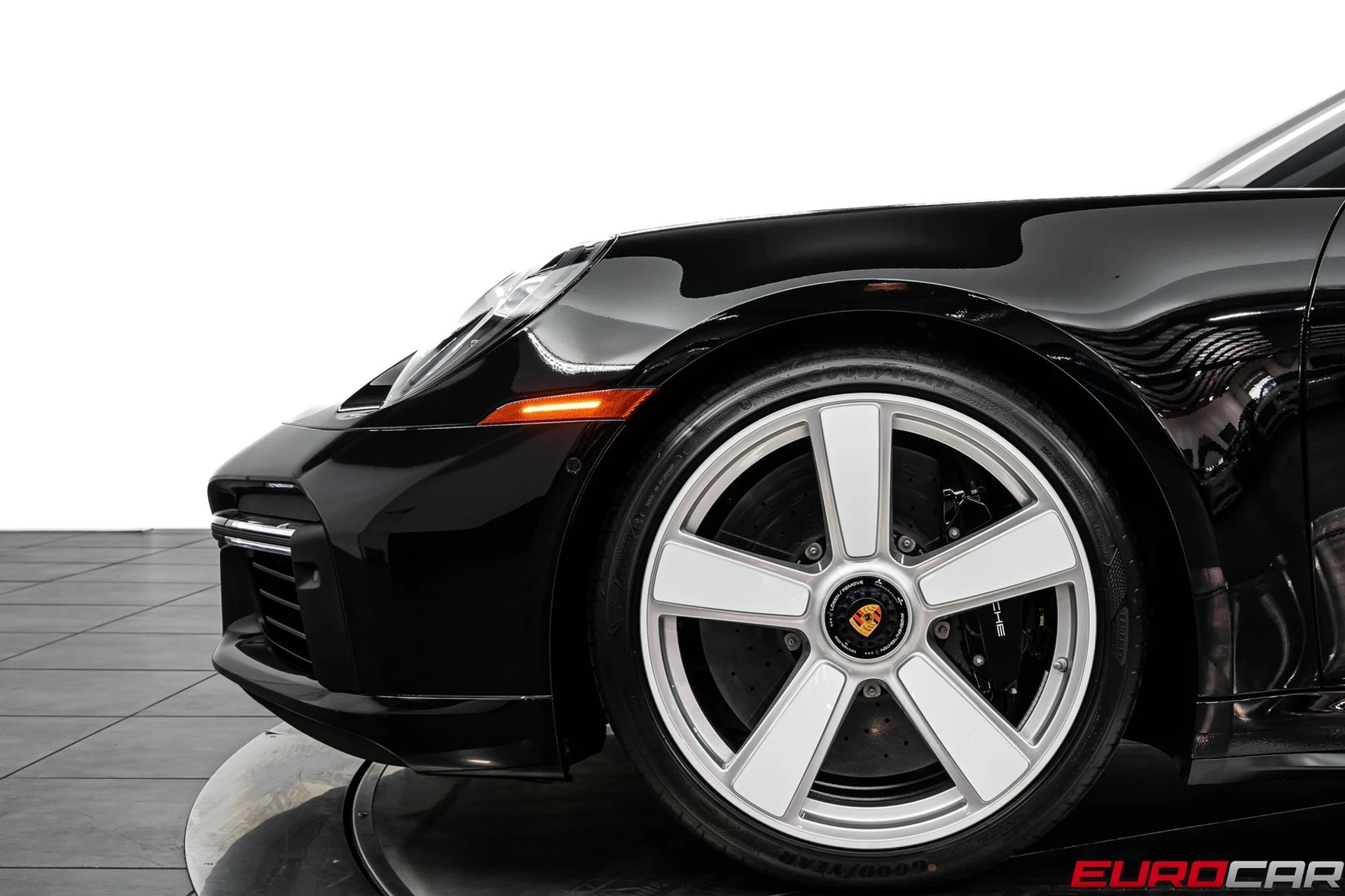 mph012_263608685_162bd37d_ce04_4ed7_a584_a5419c065544_d1b4a11427