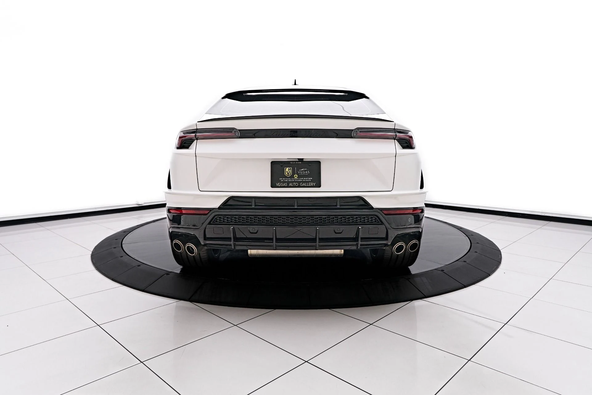 mph012_2642601293_Used_2024_Lamborghini_Urus_S_1751401874_1d66a0542e
