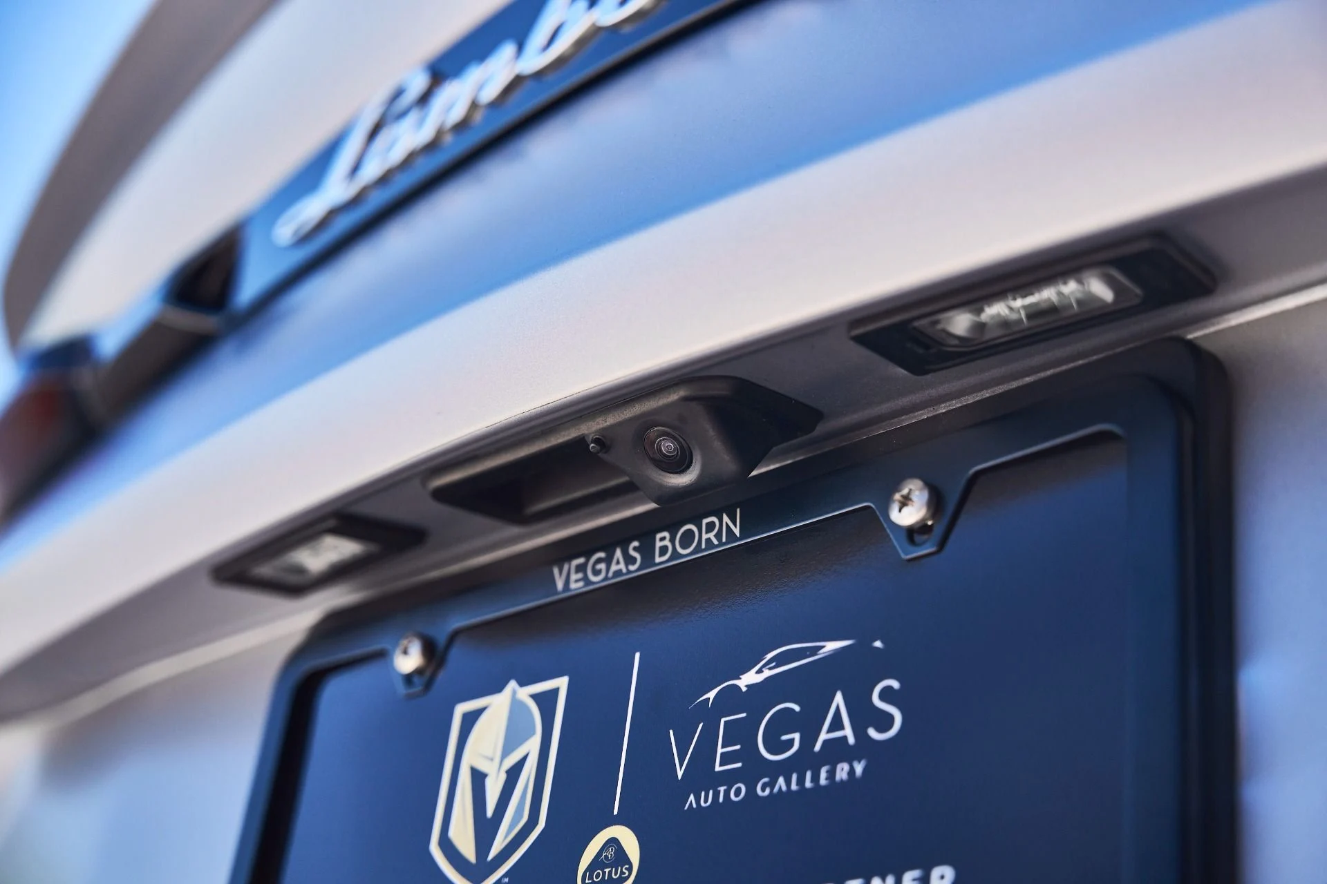 mph012_2648656804_Used_2024_Lamborghini_Urus_S_1775866696_e2820c8119