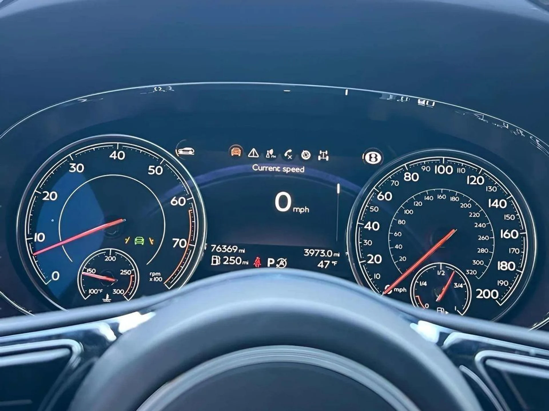 mph012_2652027147_a499a93b197580b9e600c9b4f1409081x_c5e0758d9f