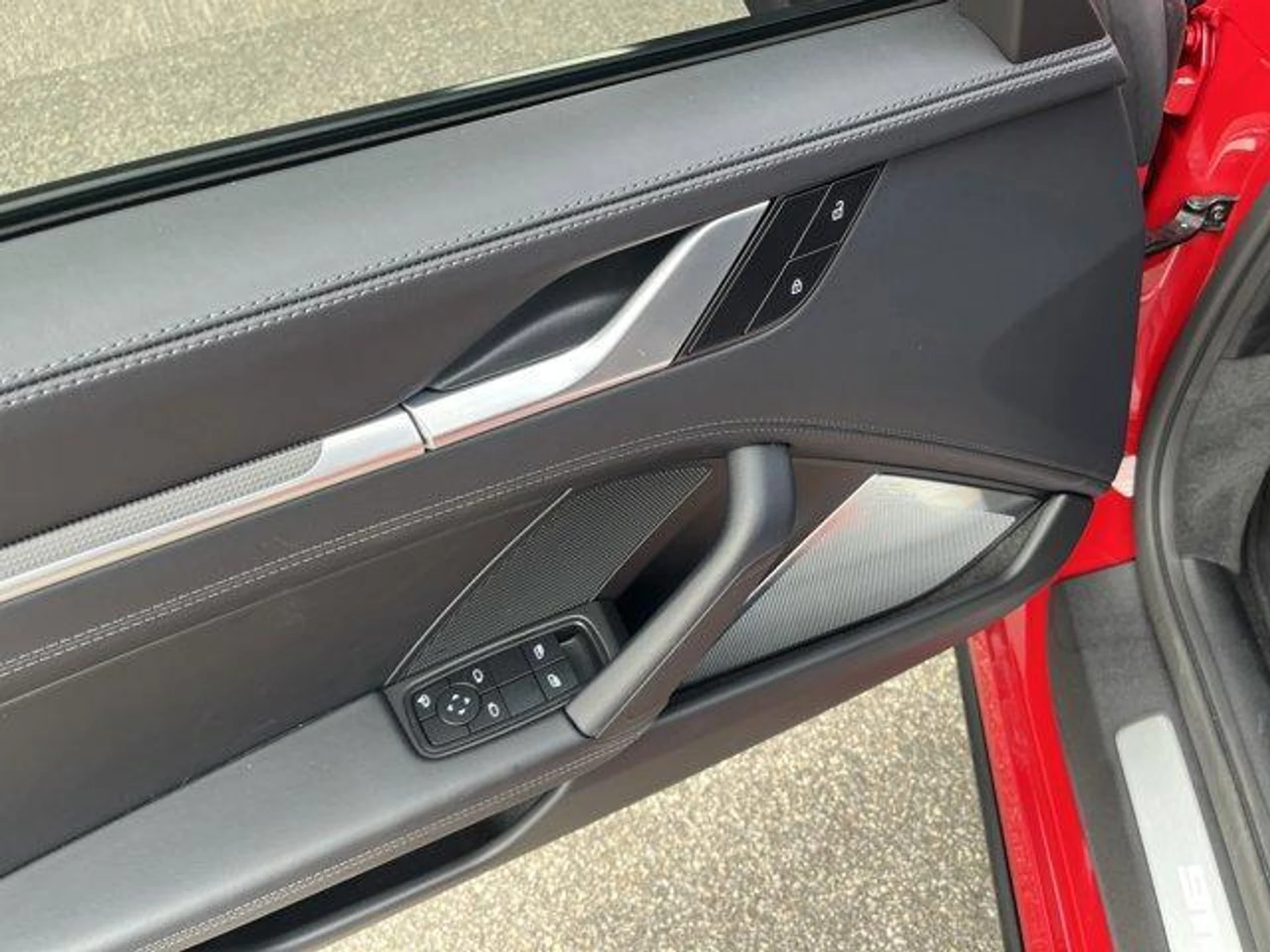 mph012_2654943344_RSYTD_Pk5np2r_Af9sy_C8_N_Io_Va130_a21ee02d8c