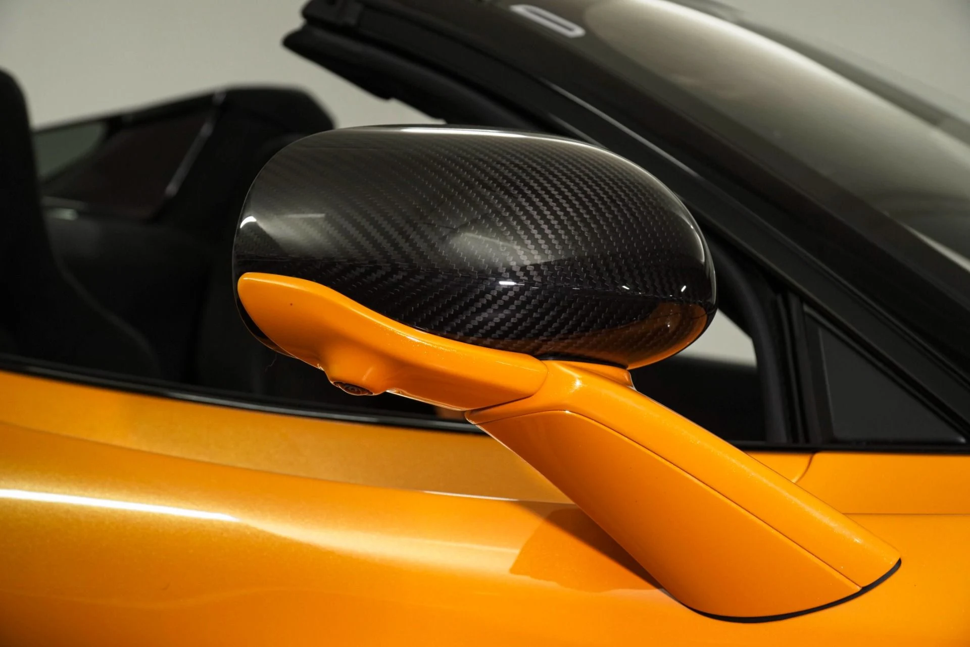 mph012_2655659680_New_2025_Mc_Laren_750_S_Spider_1771350395_ca40fb12d5