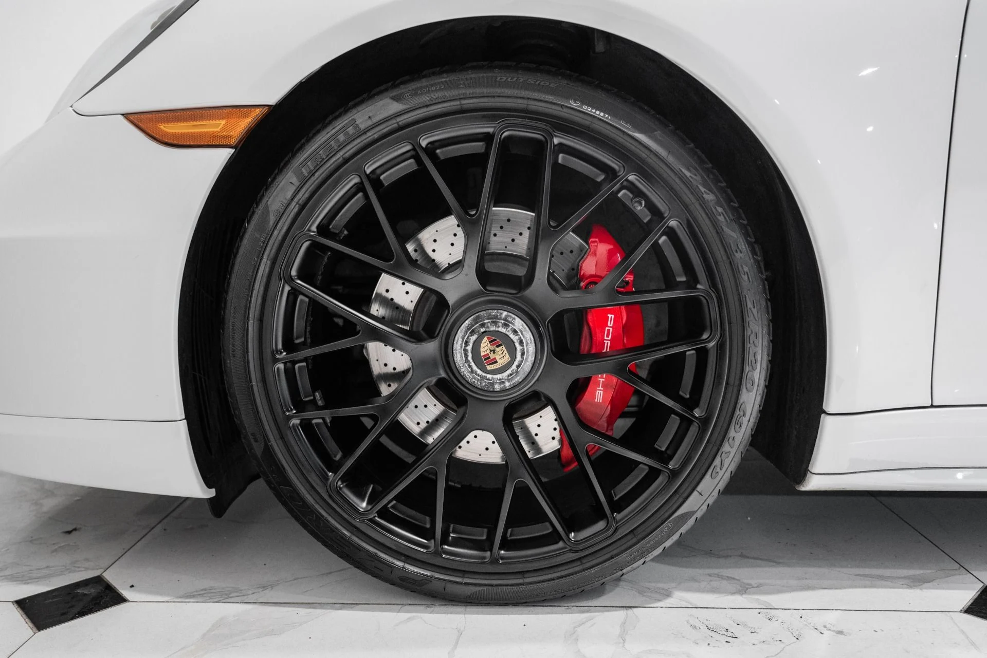 mph012_2657186252_Used_2016_Porsche_911_Carrera_GTS_1766505219_5155f37319