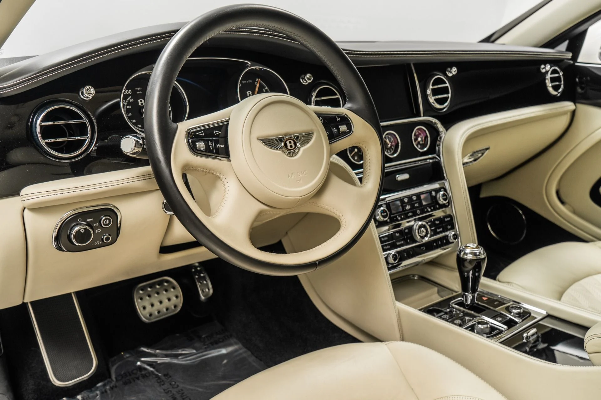 mph012_265850178_Used_2020_Bentley_Mulsanne_1761600873_8713112d65