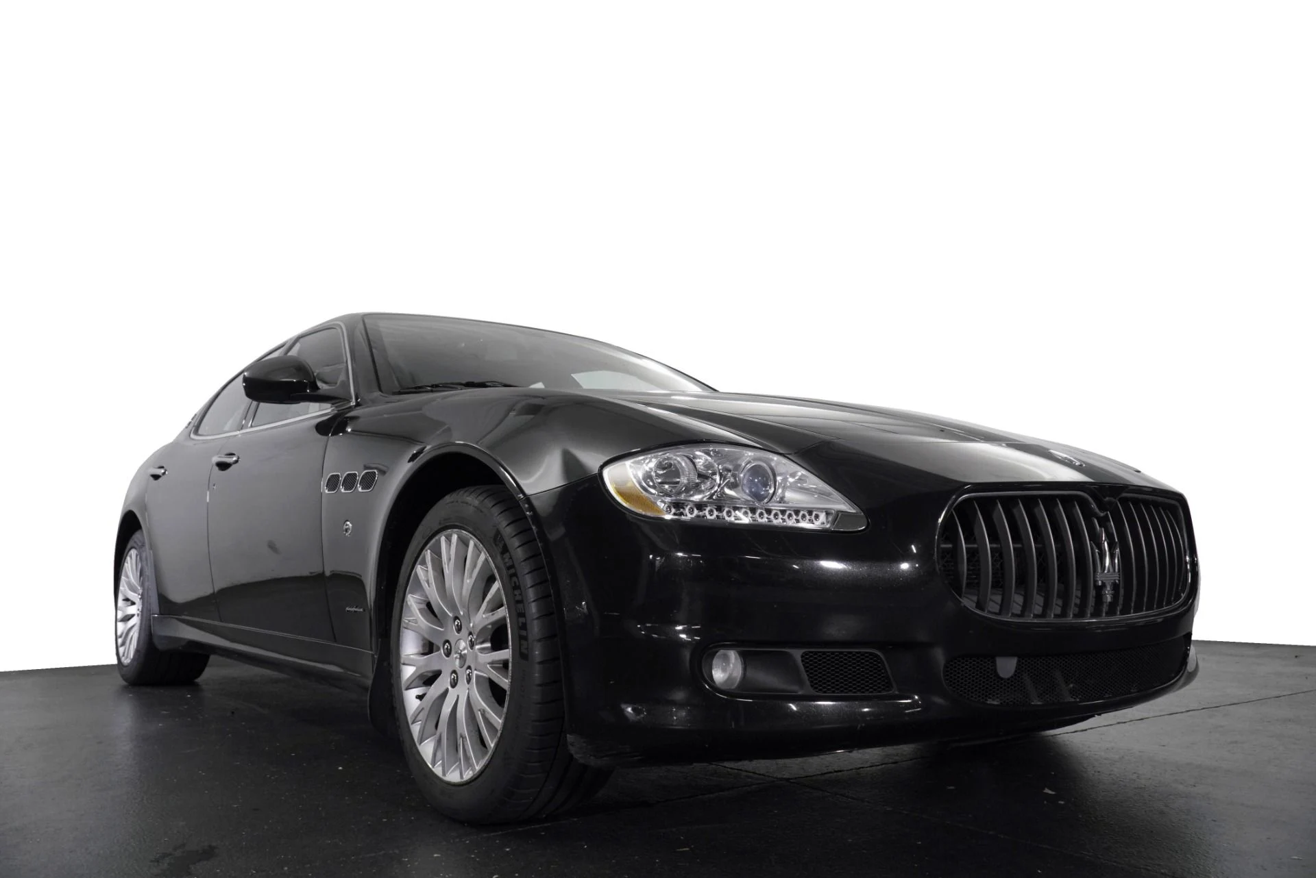 mph012_2659872773_Used_2009_Maserati_Quattroporte_Base_1787291623_e3d741c3a1