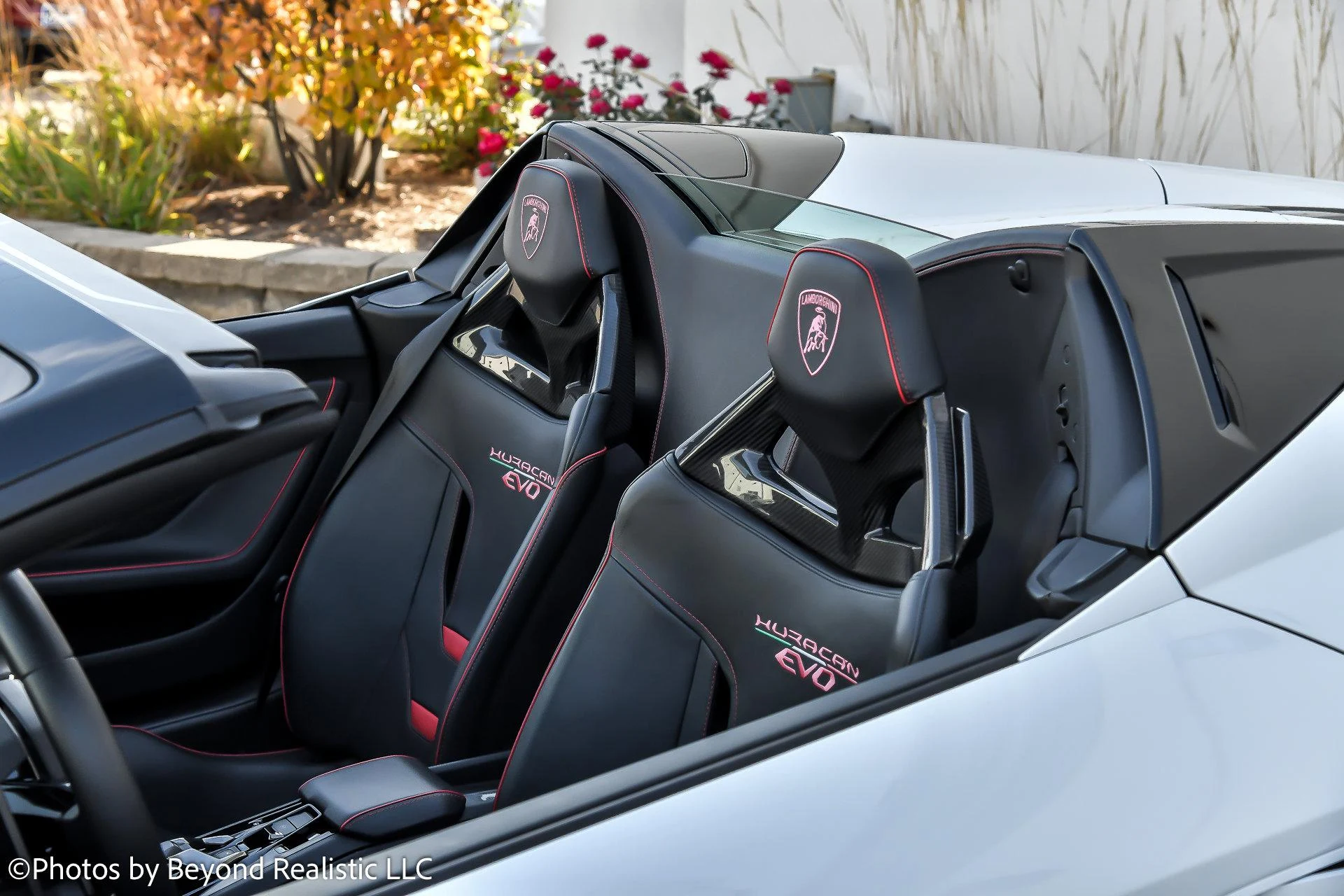 mph012_2663882854_Used_2022_Lamborghini_Huracan_EVO_EVO_1763716110_3d48318573