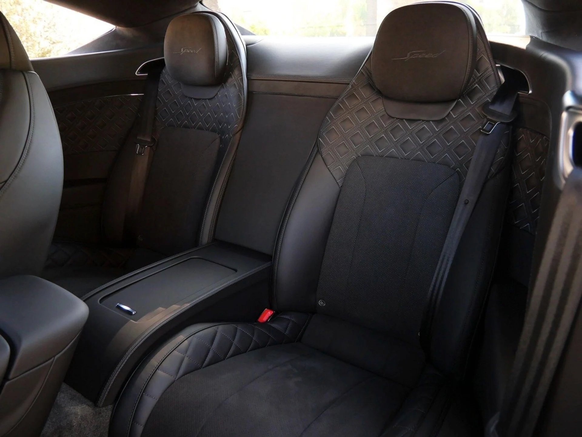 mph012_2664032966_3e9fecb0b9836ff745c73cdaaaf17ecfx_c772af929e