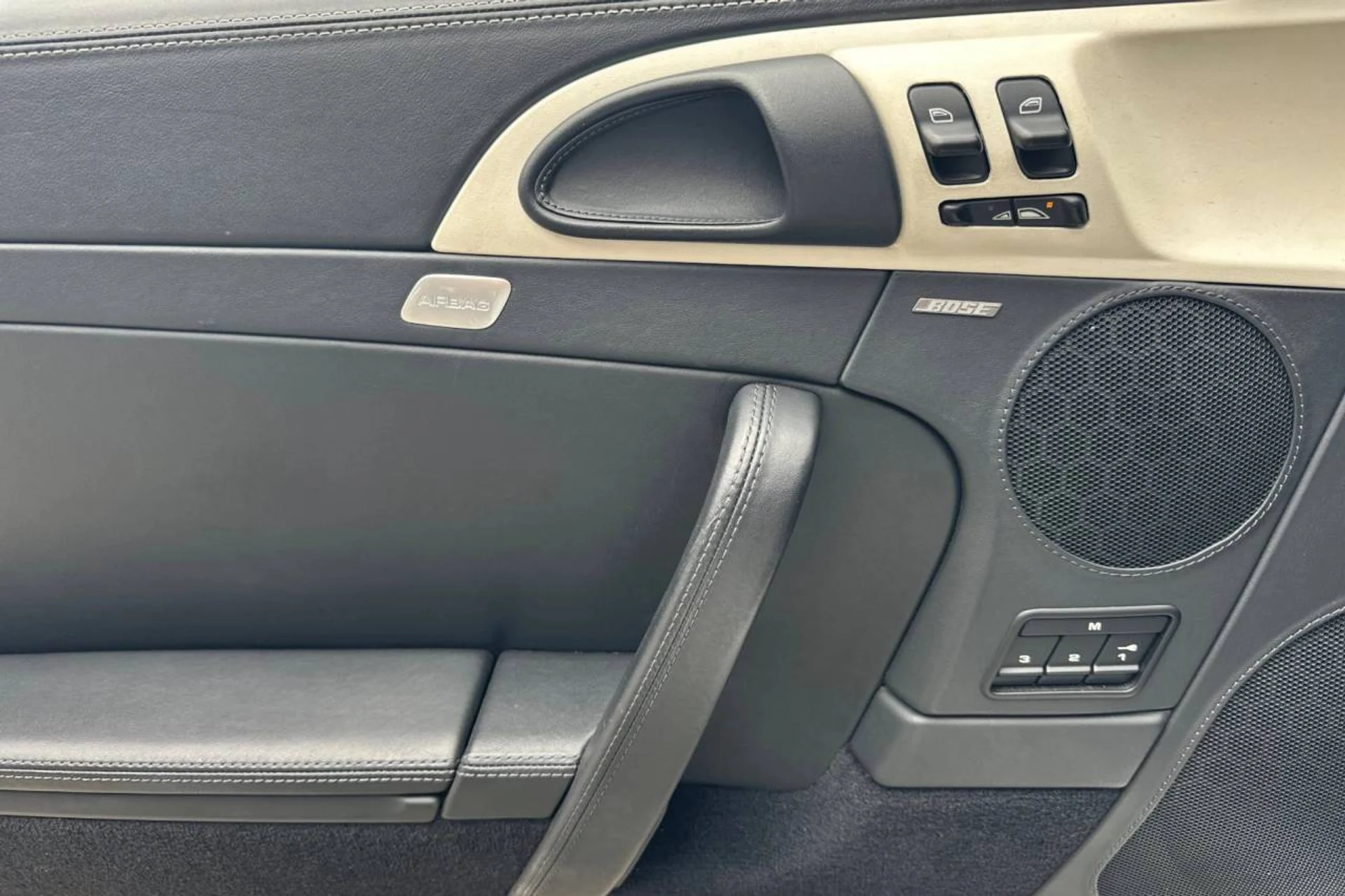 mph012_2665416694_1280_2d6a8ed711