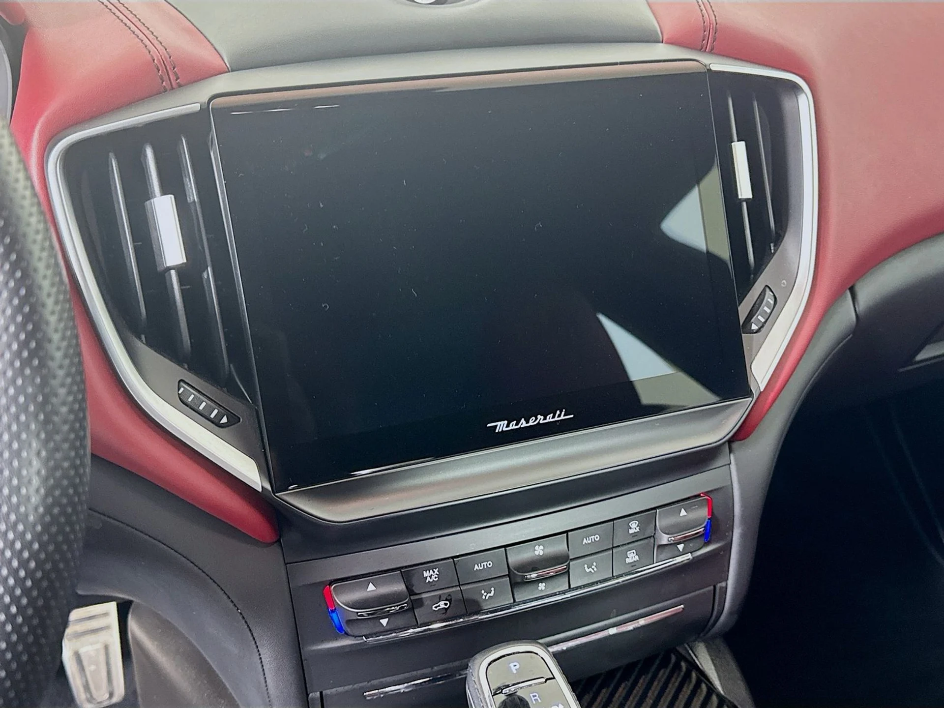 mph012_2667732532_1c5153bf7fcf903a3c0da9bf7238532ax_7db5ee7377