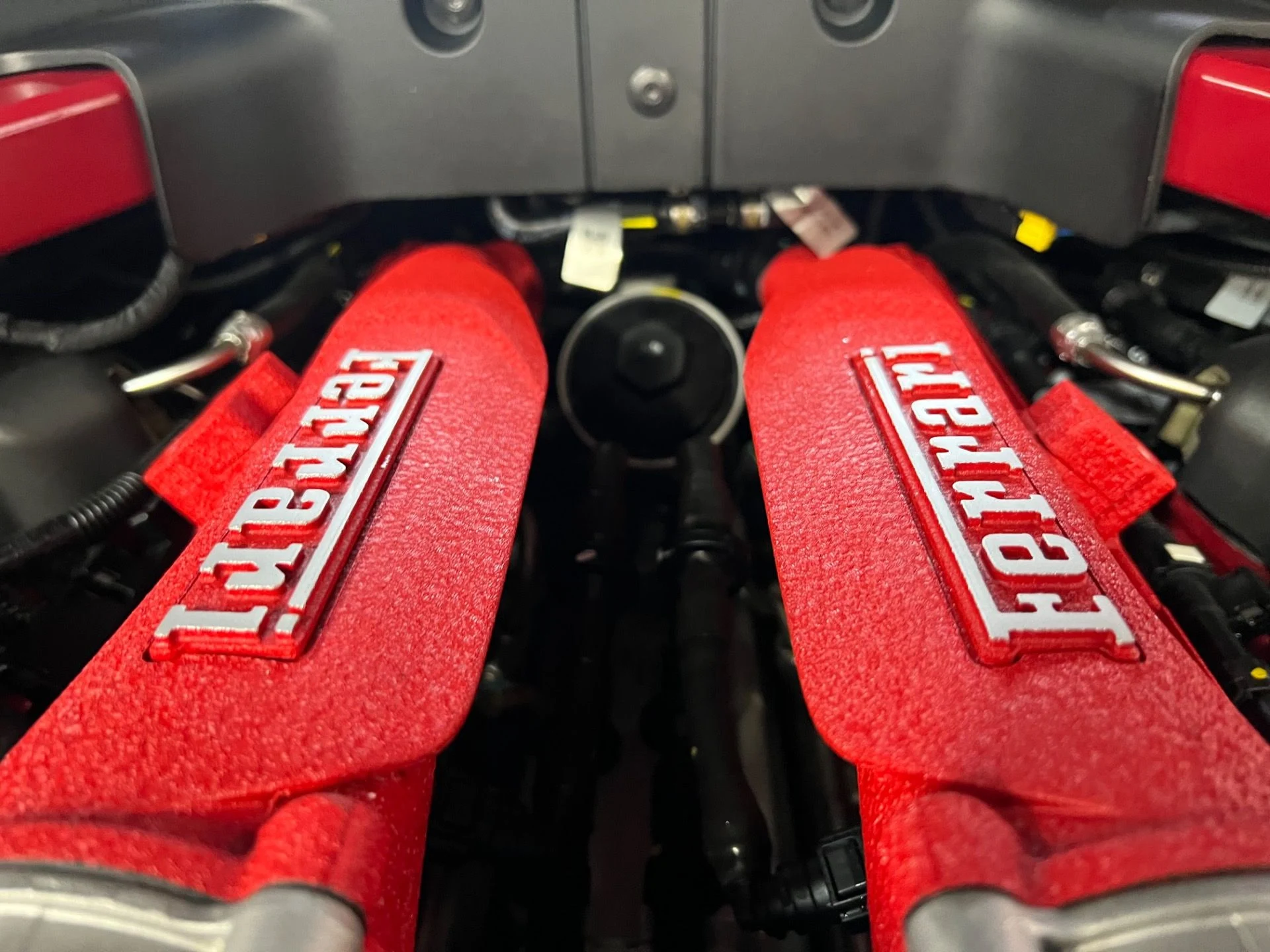 mph012_2668128688_Used_2023_Ferrari_Roma_1767722061_c852527596