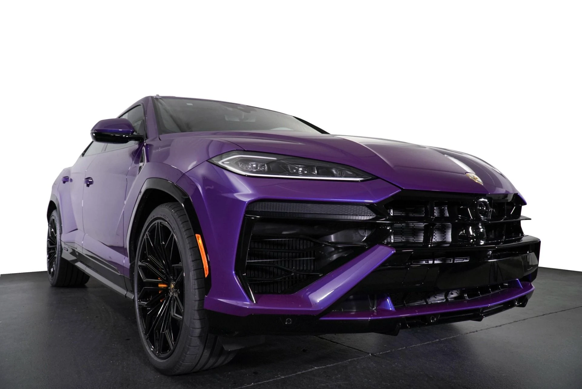 mph012_2671657516_New_2025_Lamborghini_Urus_SE_1772563707_7d0671c151
