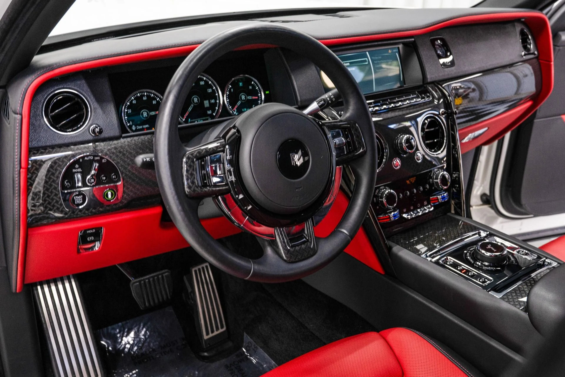 mph012_2676053405_Used_2023_Rolls_Royce_Cullinan_Black_Badge_Two_Tone_Interior_Starlight_Headliner_1762810213_11f008c11d