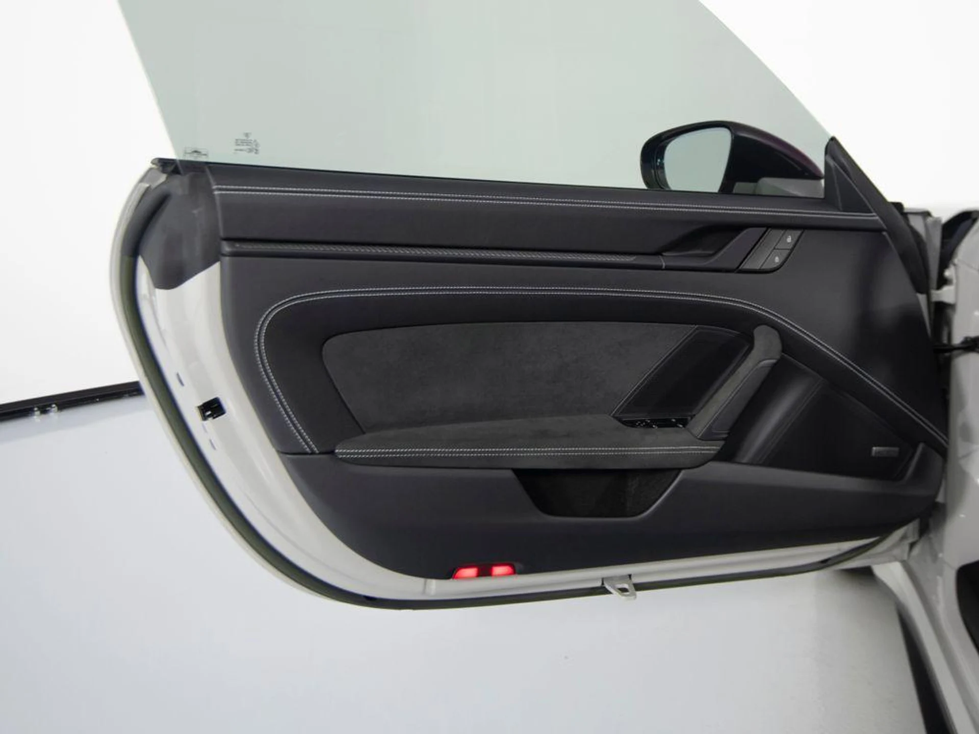 mph012_2678399970_3_Bb_D7374_PG_07e_Y_Wu6oa_Pu_Ky1_Z0k_194f4e8f24