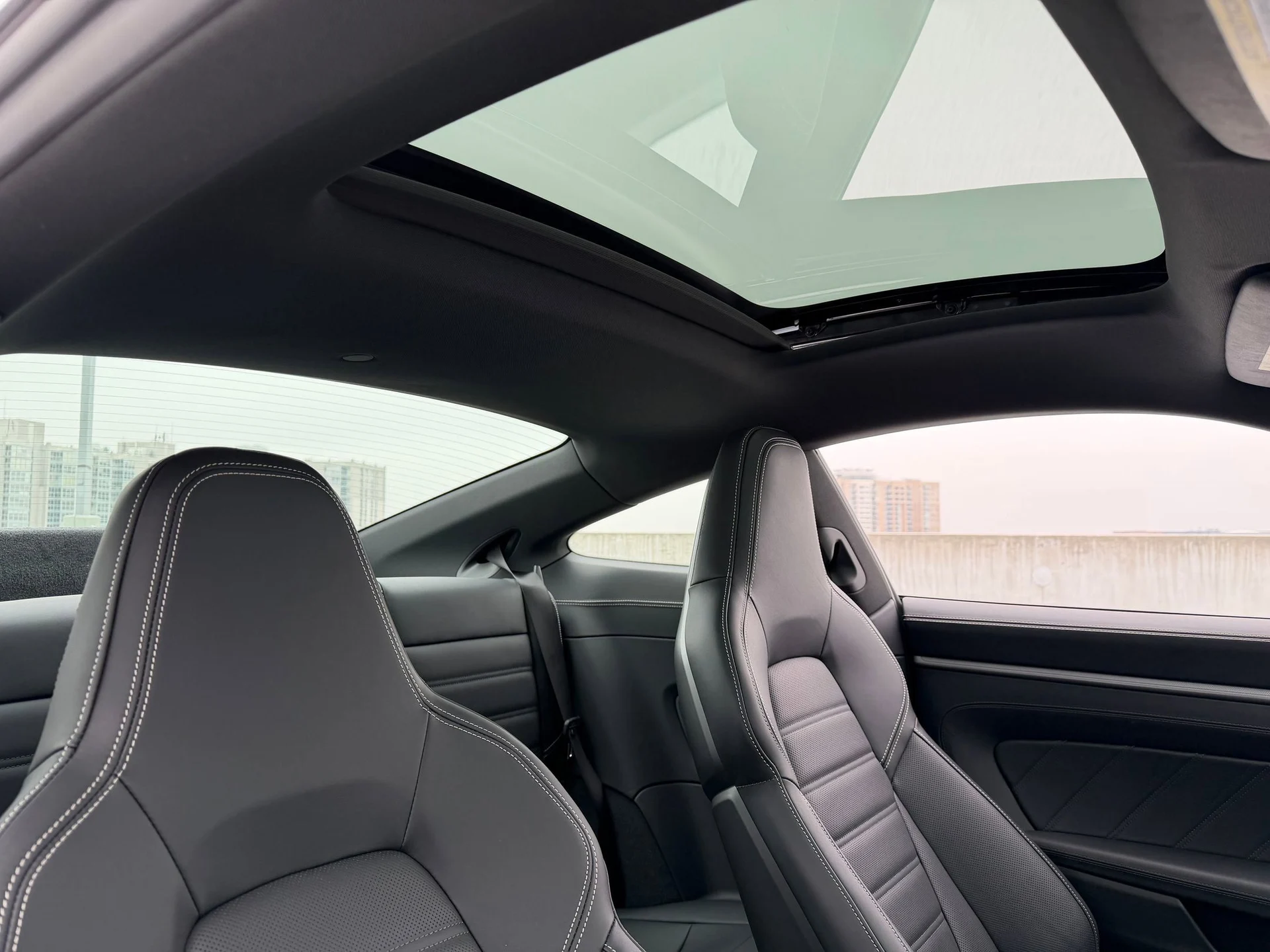 mph012_2679973507_95da9f47b39fa356d85394f4078bee2fx_542e16a9d6