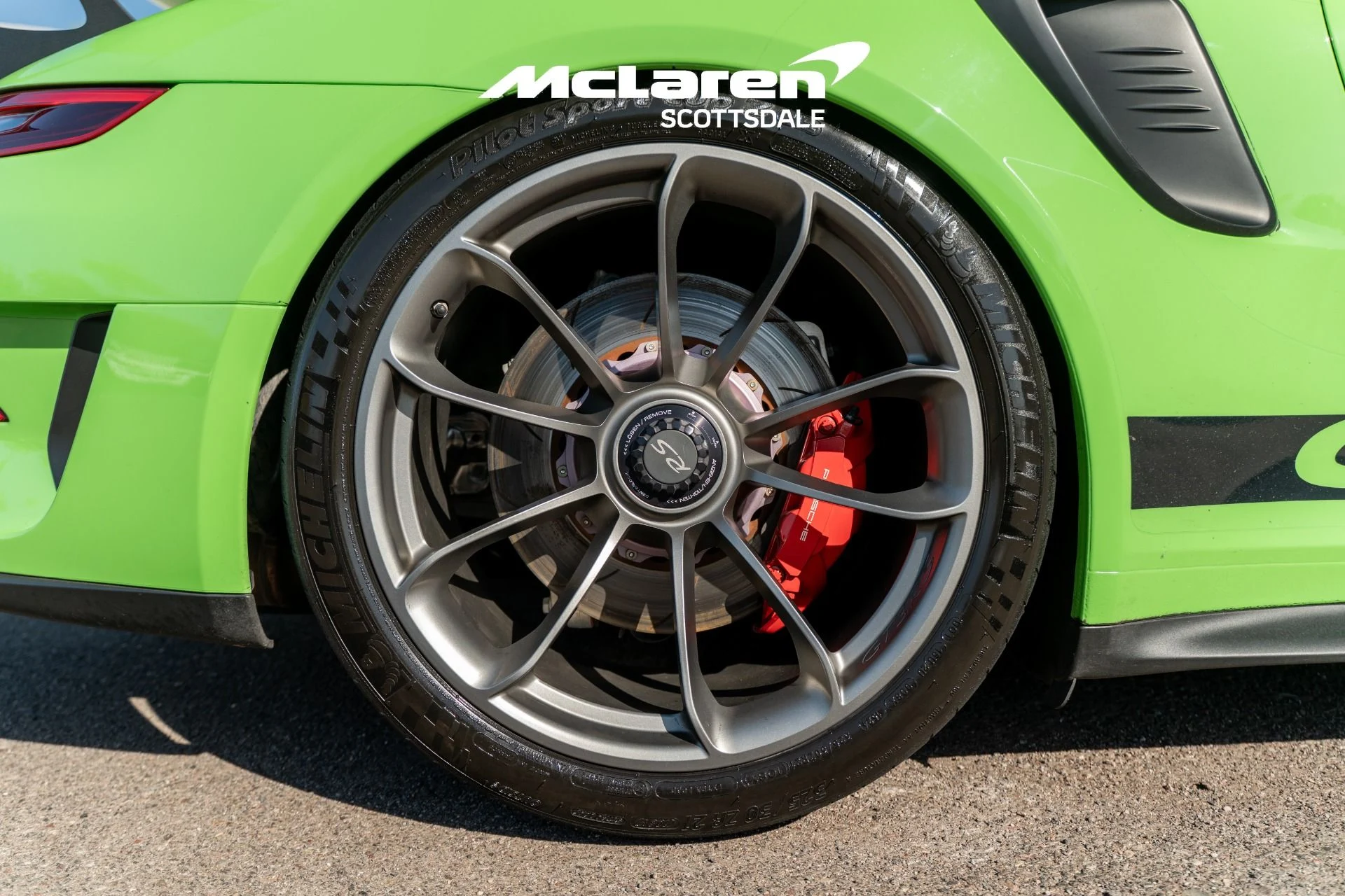 mph012_2702488334_Used_2019_PORSCHE_911_GT_3_RS_1753426401_3d4cb205a5