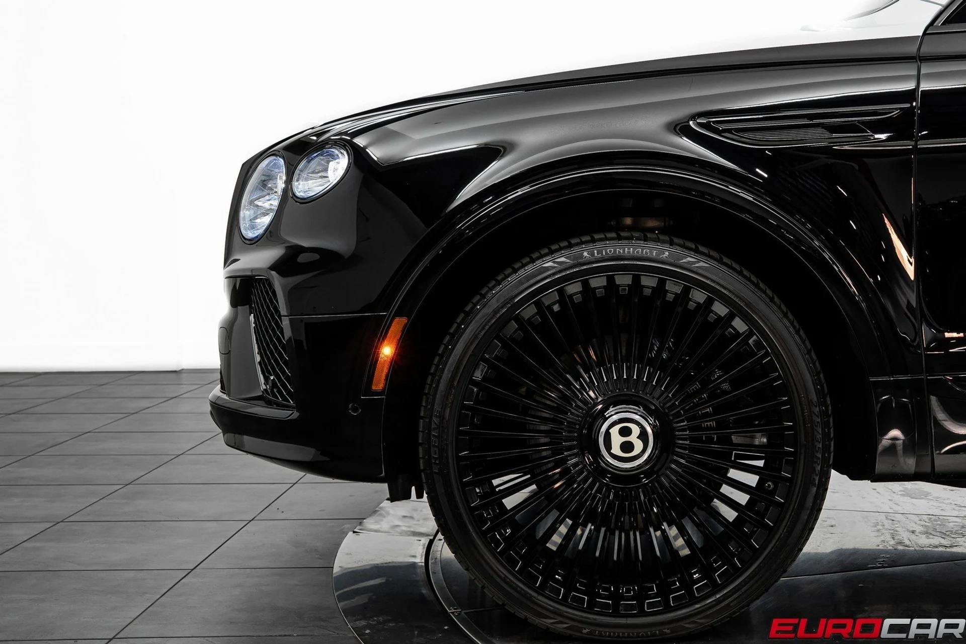 mph012_2705375284_image_13_6498d74fa7