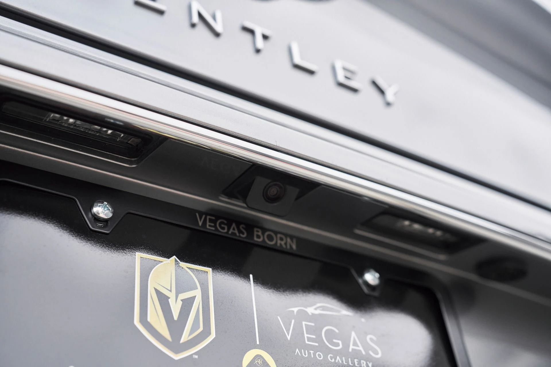 mph012_2712296880_Used_2021_Bentley_Continental_GT_V8_1764018681_dd7a866fa2