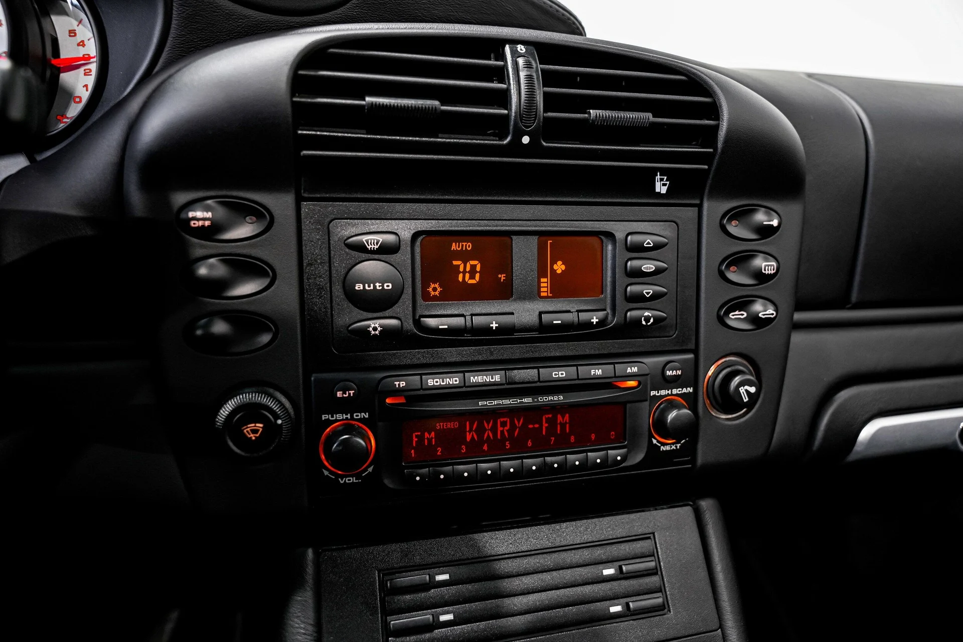 mph012_2715182685_cbee6c28f379a6ab8b7a356874bfa660x_2c391219b8