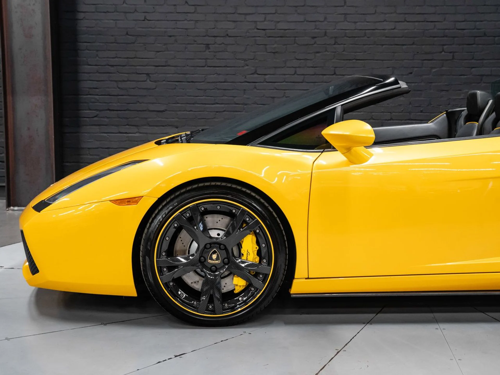 mph012_271703931_lamborghini_gallardo_2006_63ed70f4d4