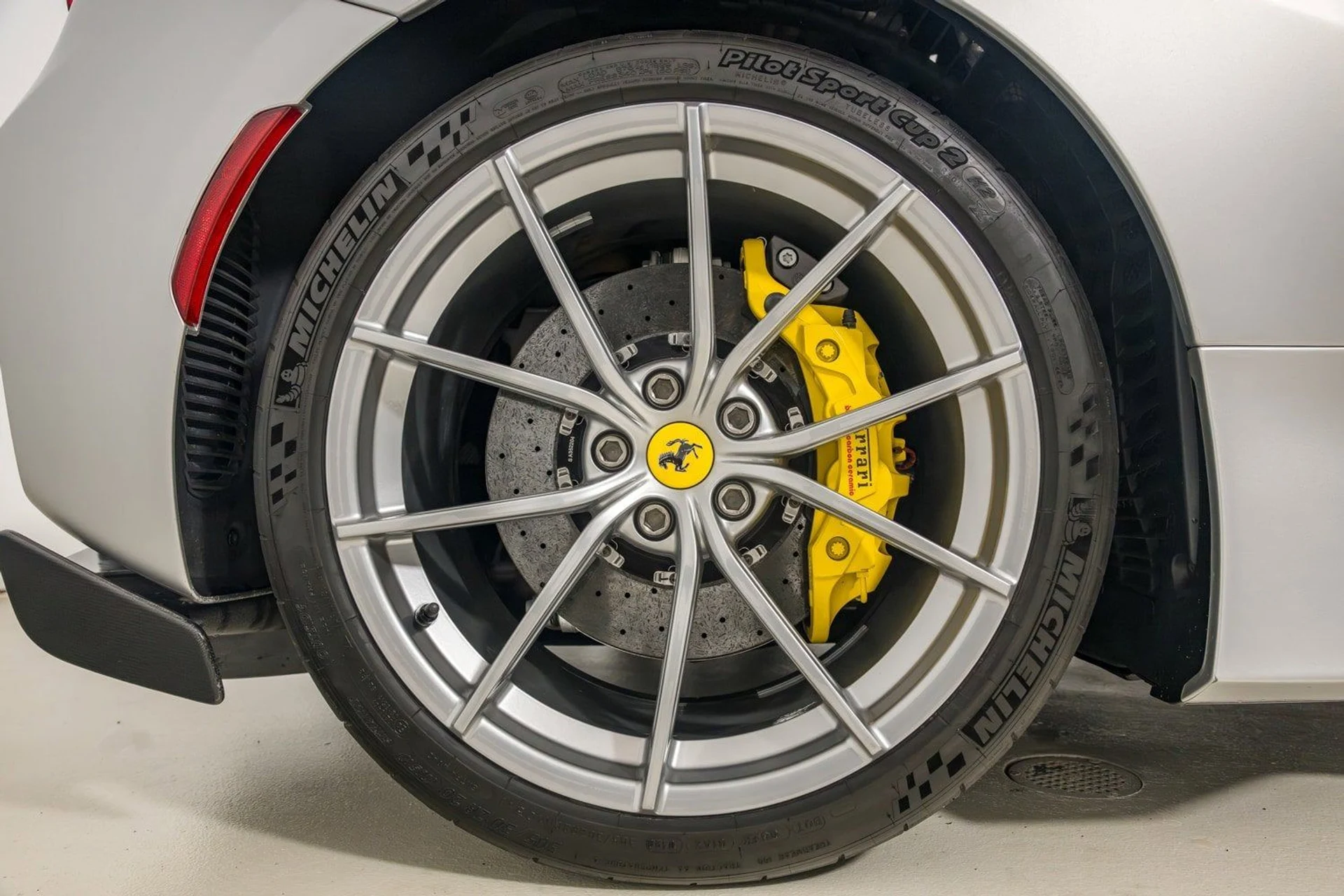 mph012_2723878196_9b068e6a51064a3a9817187937aaa8c8_ad4d1a11c3