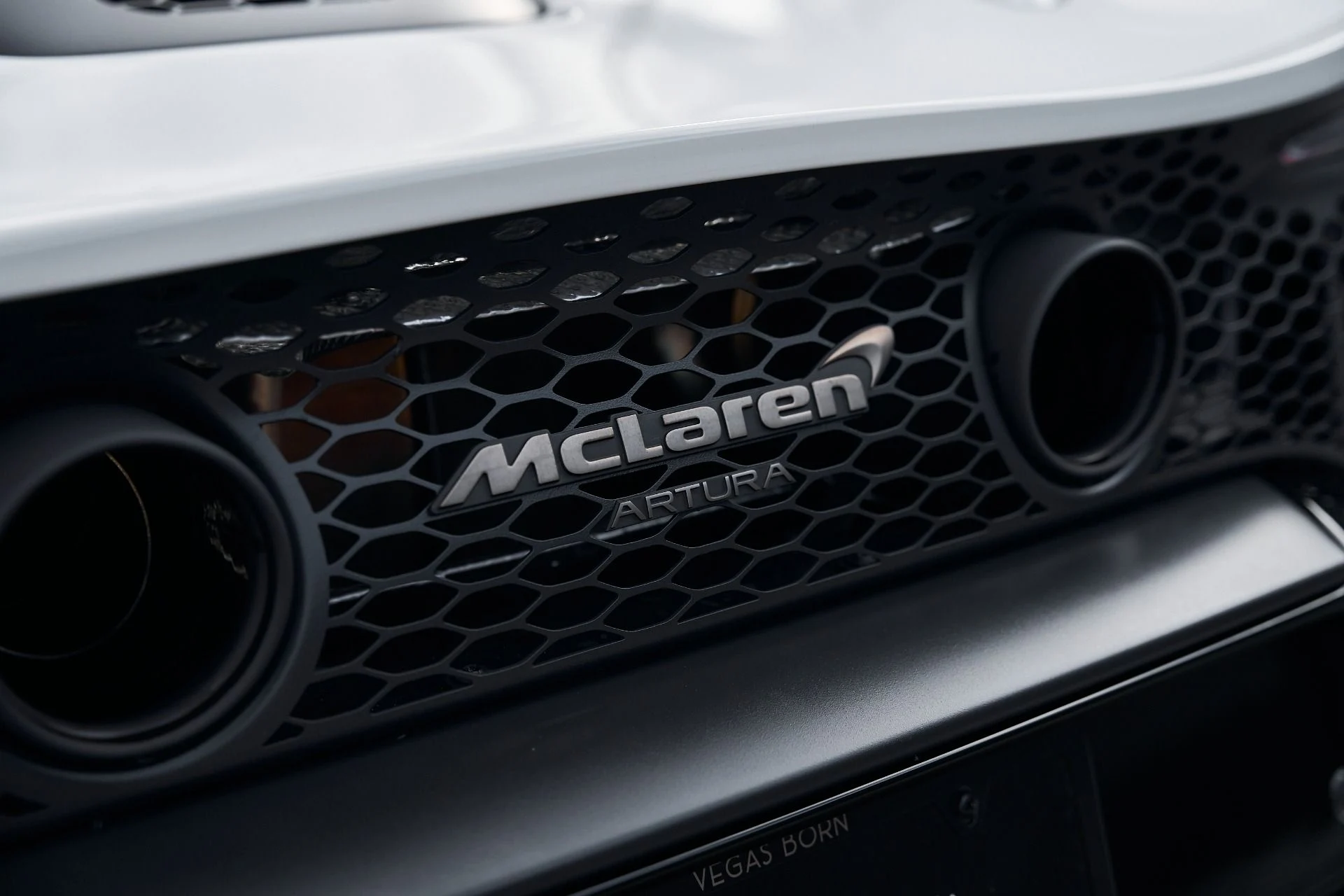 mph012_2730680873_Used_2025_Mc_Laren_Artura_1769221463_9ee3a7ccd2