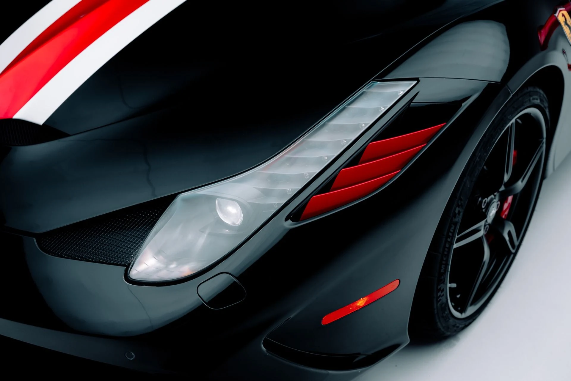 mph012_2734067175_Used_2015_Ferrari_458_Speciale_1763680204_e1712ca04e