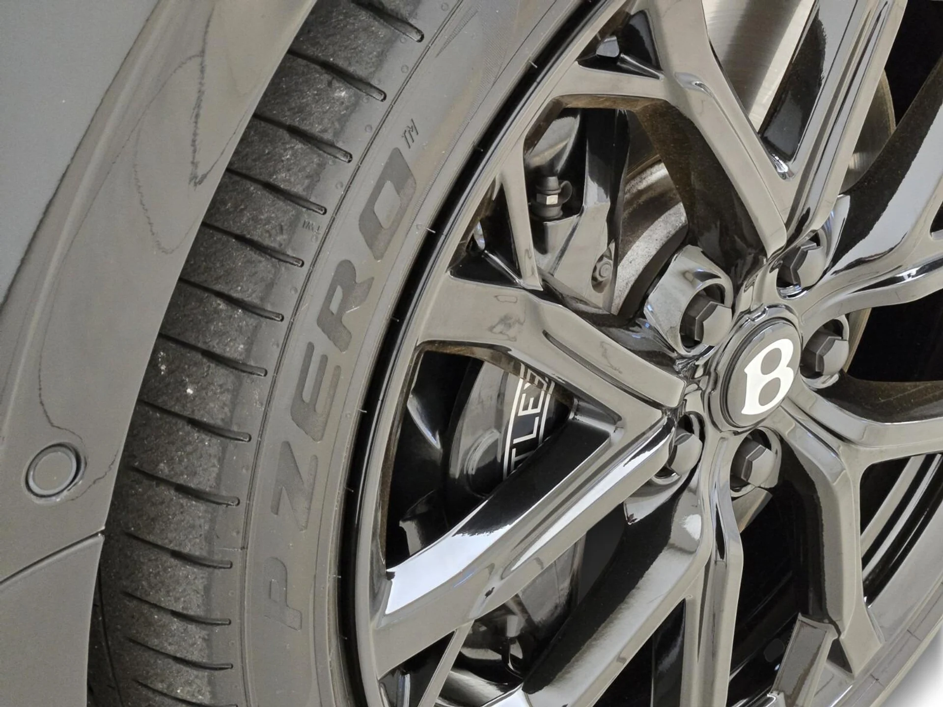 mph012_2736120679_Used_2024_Bentley_Flying_Spur_Speed_Edition_12_1768891266_62894f8752