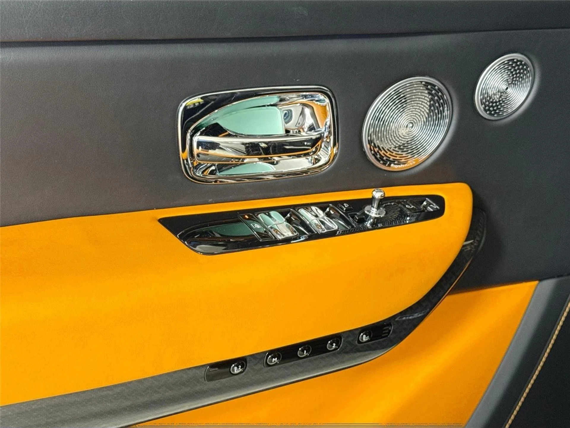 mph012_273620137_6ed796677b59f32f7901c9d0009f1097_de7dafb045