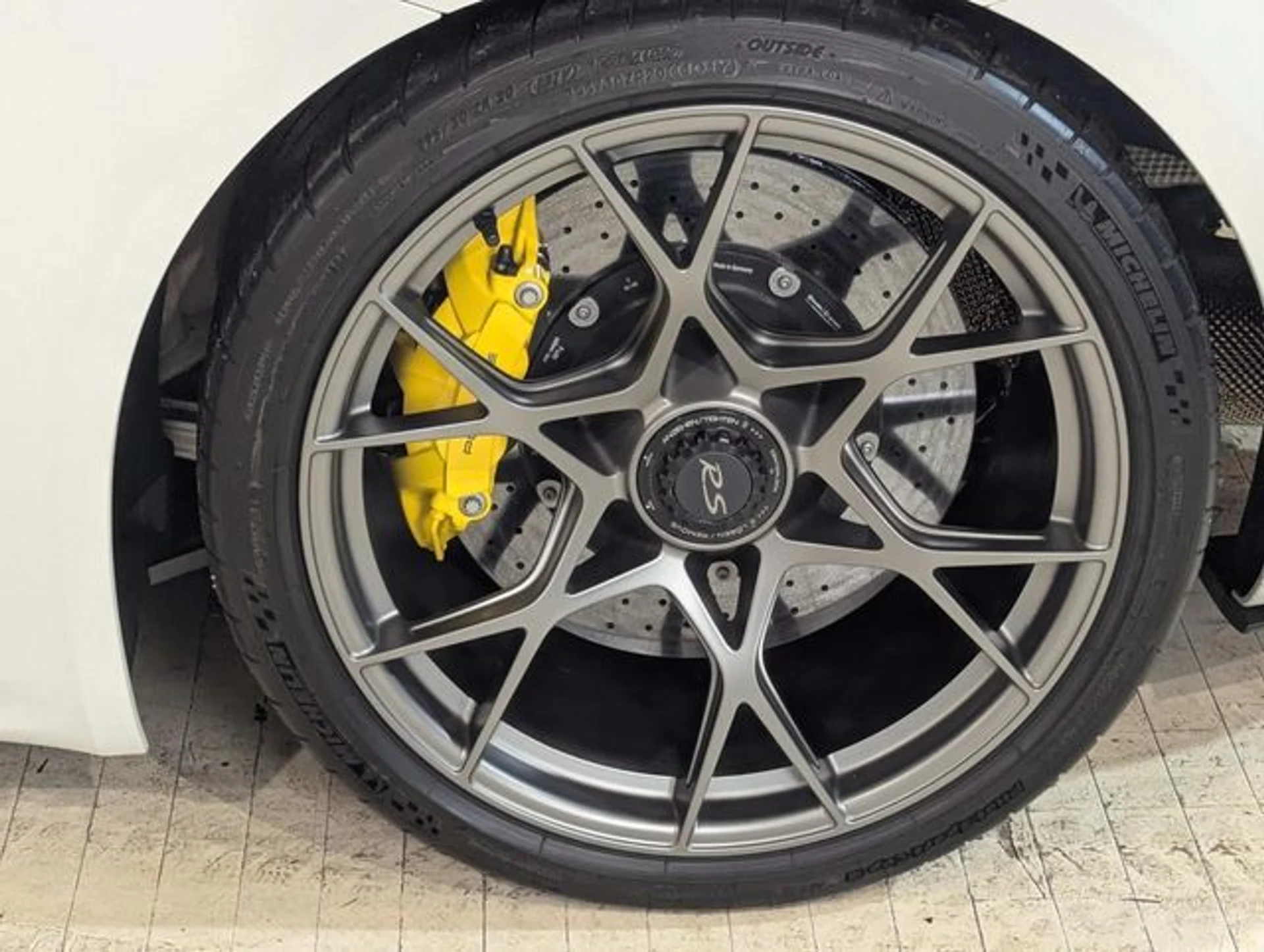 mph012_2738577061_f2f0a3d617f43f3df4dc42f9a437d762x_9ab182749e