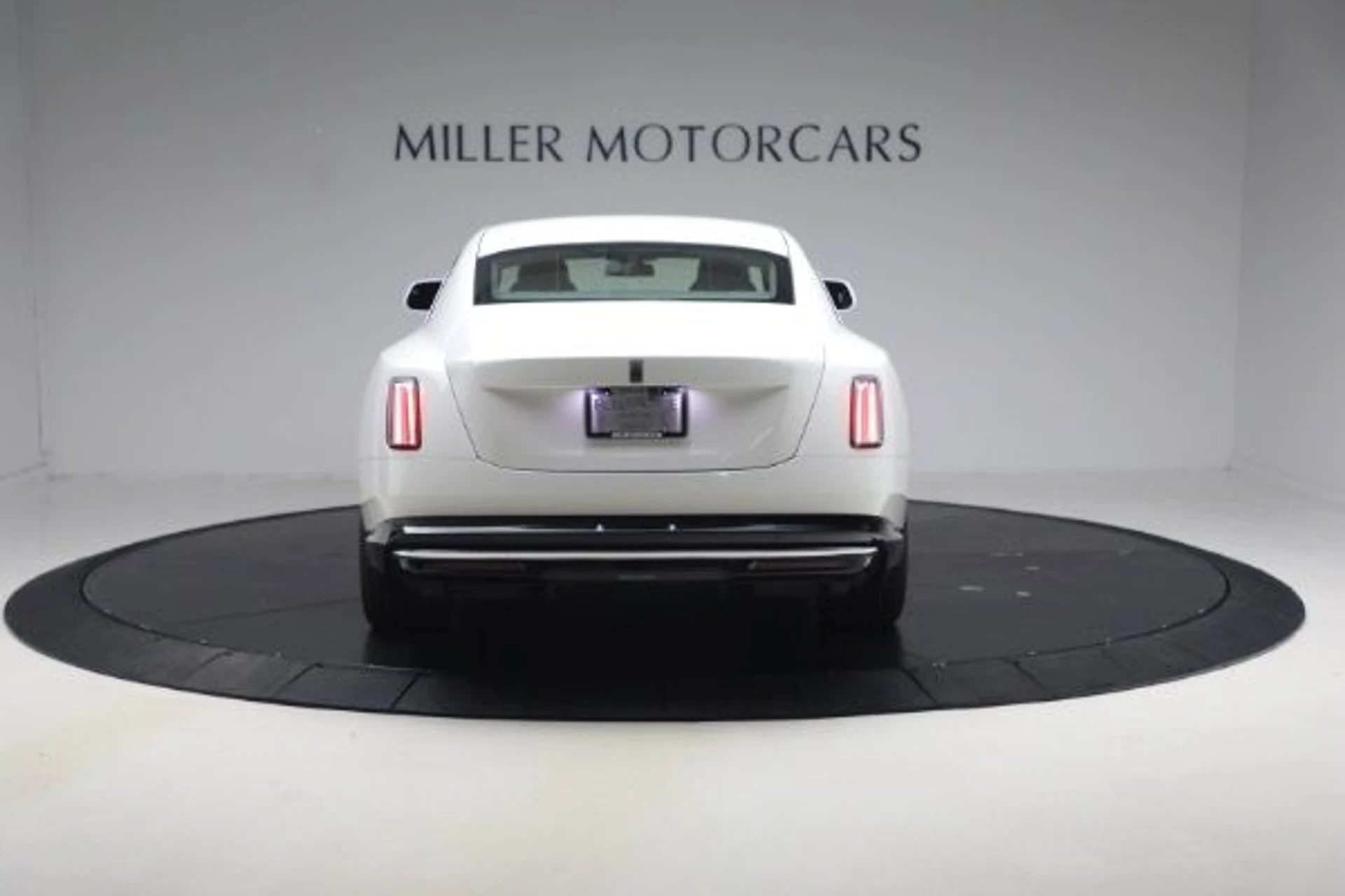 mph012_2743187789_Used_2026_Rolls_Royce_Spectre_4e9415836d