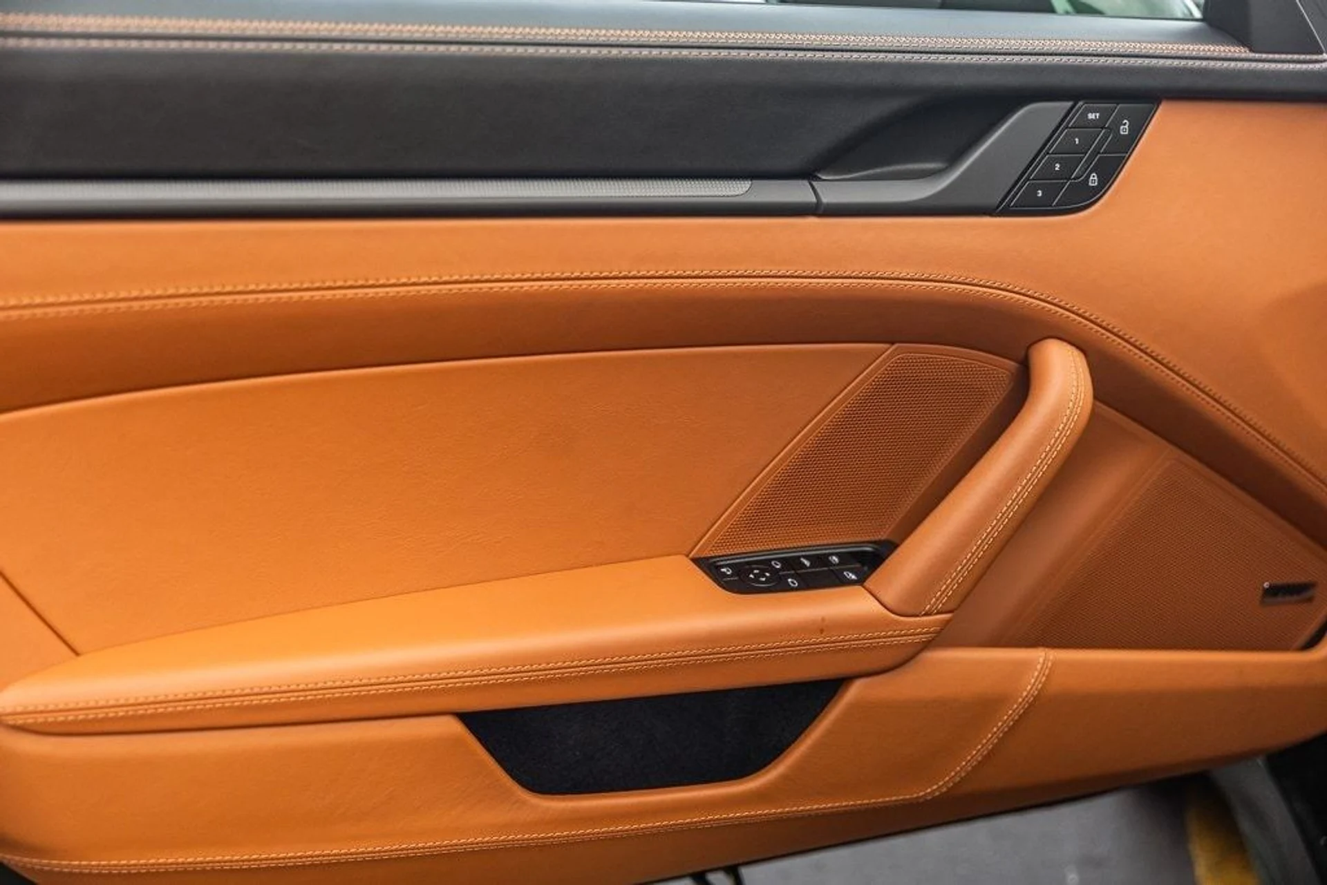 mph012_2745649773_1e526393d7632e0912dadbc3de8df5d8x_1cb9f771d6