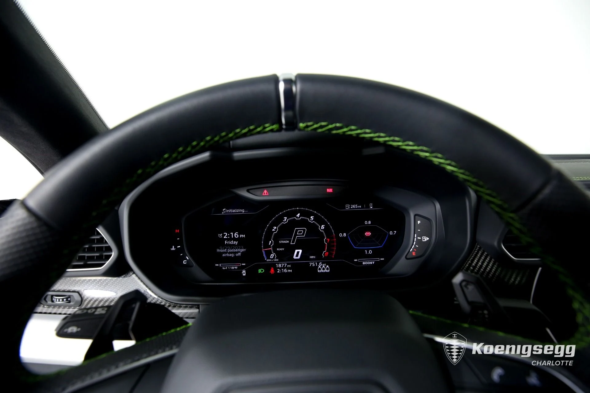 mph012_2747501326_Used_2022_Lamborghini_Urus_1696532519_05ad3f7ff3