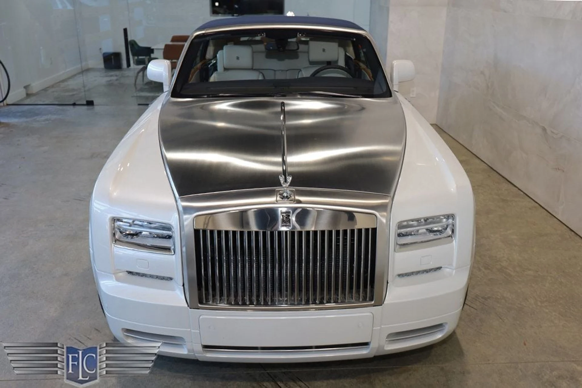 mph012_2749816209_used_2017_rolls_royce_phantom_dropheadcoupe_9689_22945304_13_1024_7b308d702b
