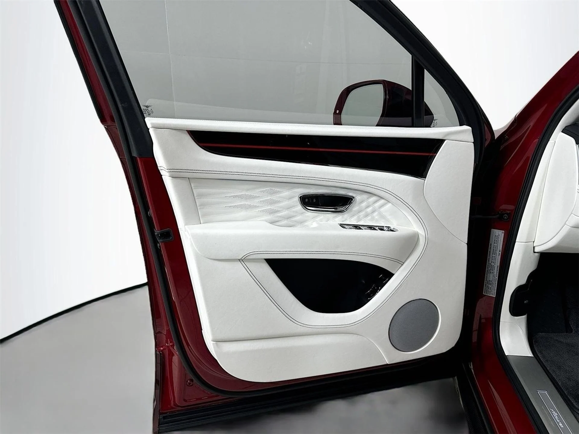 mph012_2762224526_fc80d8895a23a970a14154653bfe3dafx_172d72eb51