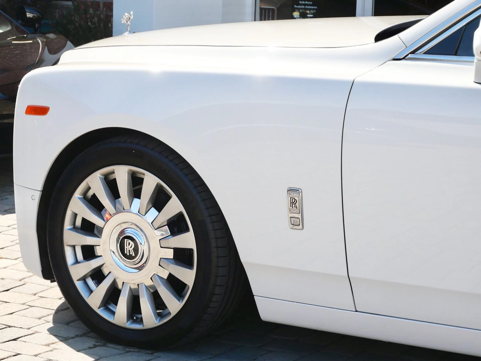 mph012_2763007562_d43560185951a72bb96a951ba8131812x_49a8e75494