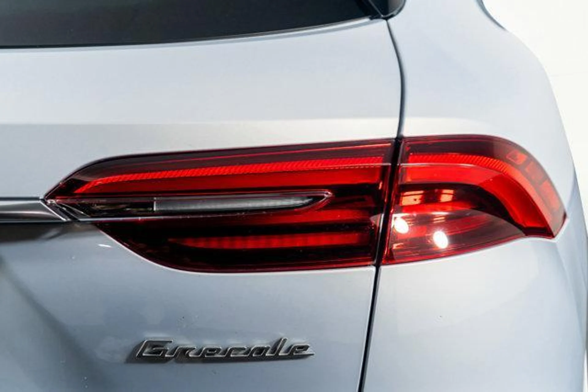 mph012_2763232675_H_Zun2e_Fi_HEUD_Hyd55_Zr9_Nj7_Ix_WY_447bb8c29d