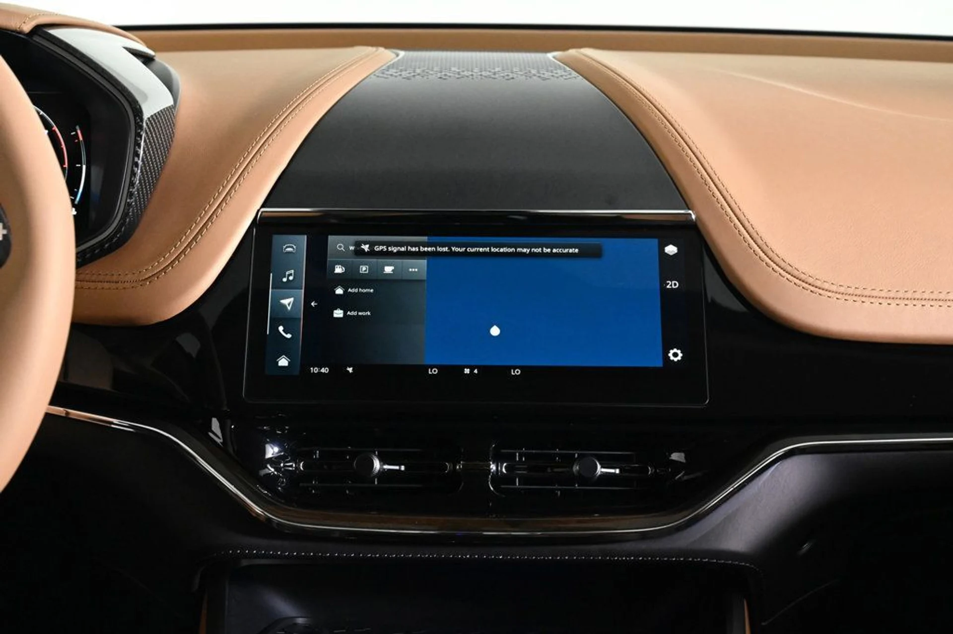 mph012_2765033843_new_2026_aston_martin_dbx_707awd_11350_22965881_12_1024_f8c74be73a