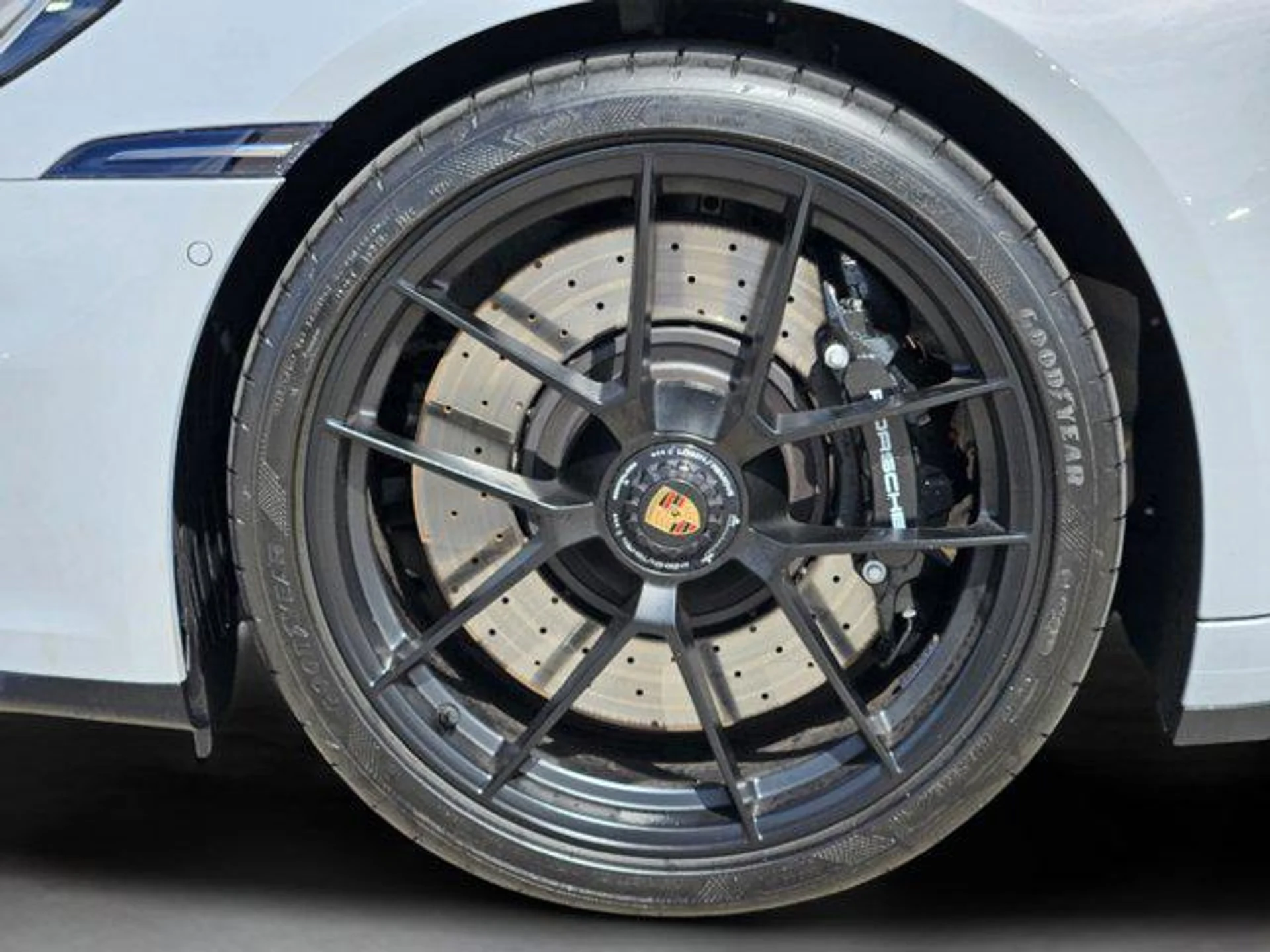 mph012_2771294300_m_C9_HR_Ef_Uj_EKDW_Waw8_Ek0_A_Ld_TQ_3a019dfc0e