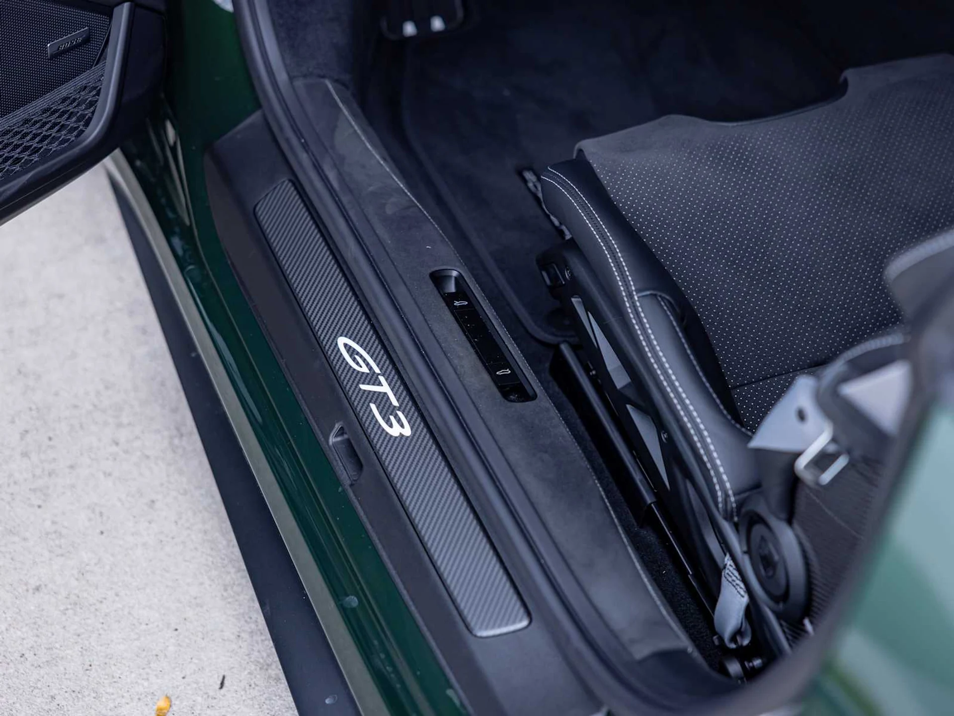 mph012_2781034874_899b6302b7df66e2d2c0f03183b54519x_dd0104c9e0