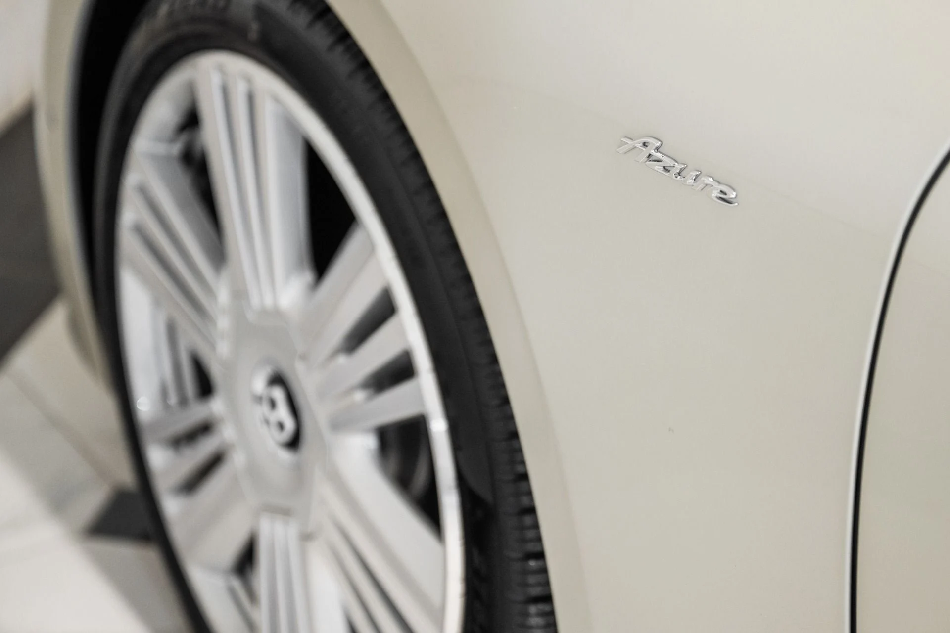 mph012_2791716301_Used_2026_Bentley_CONTINENTAL_GT_AZURE_V8_1761679827_253804c0d6