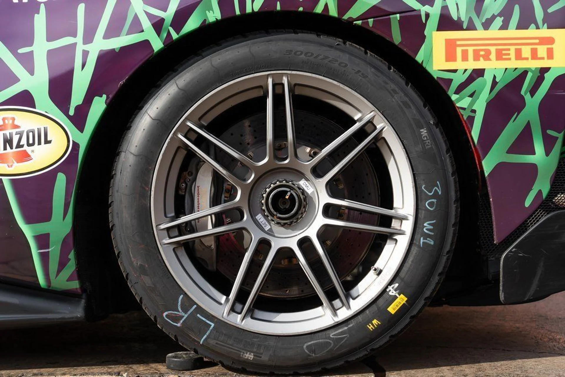 mph012_2793647263_b7bcf3fe9c76a49343aed15a6a7f968d_8db14653e7