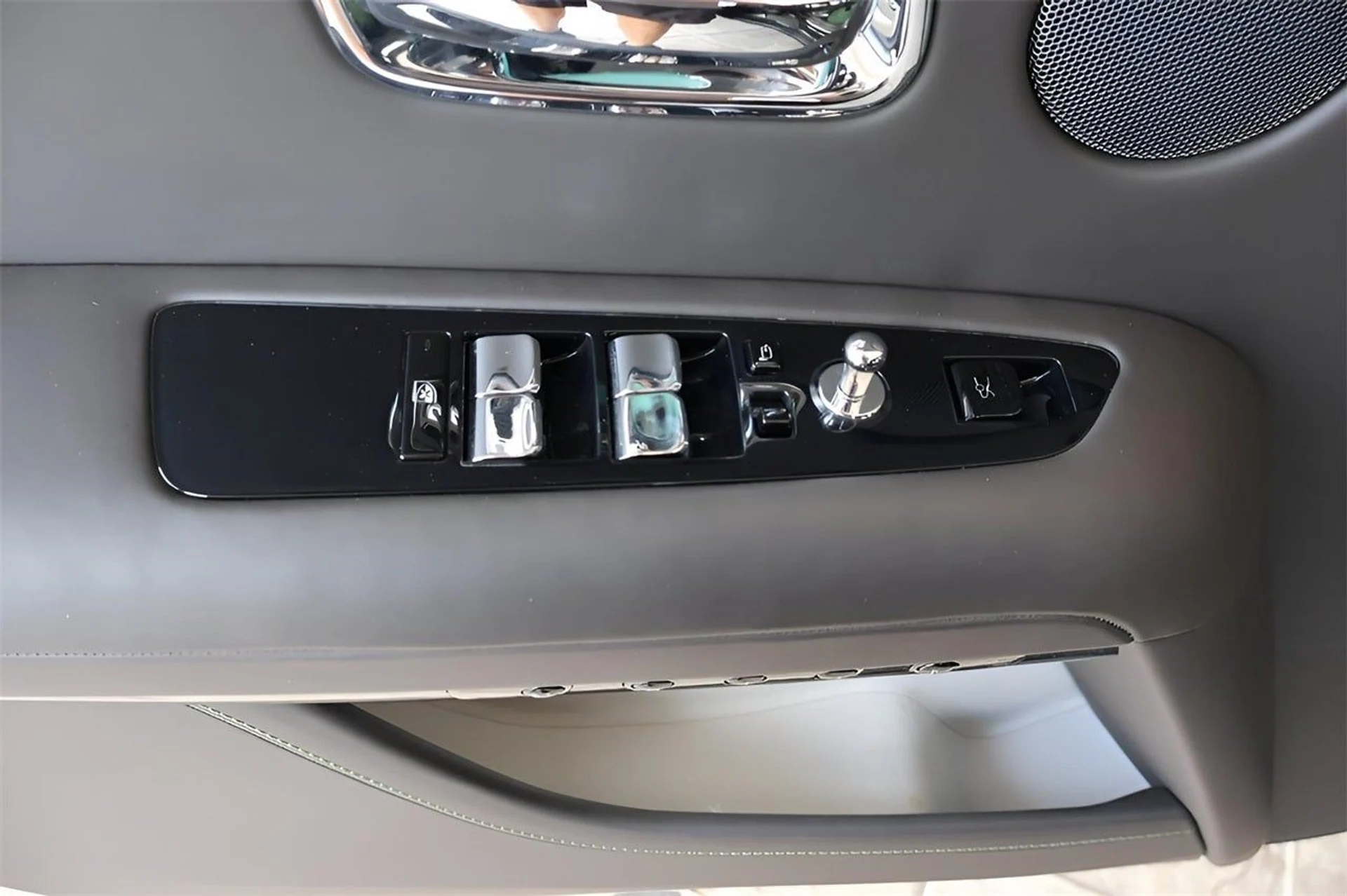 mph012_2794347712_13_b4e047d0e1