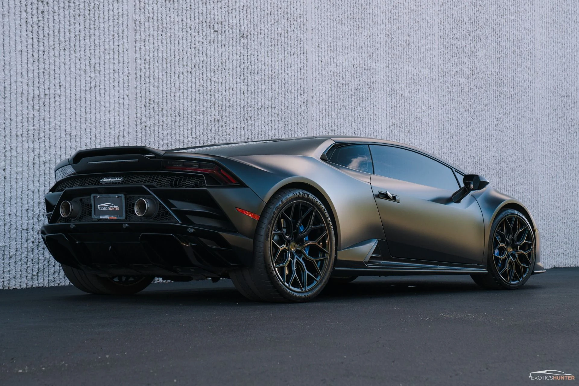 mph012_2795999376_Used_2020_Lamborghini_Huracan_EVO_in_Nero_Helena_w_FULL_Stealth_PPF_Blue_Interior_Vossen_Wheels_1743710386_0ff2f8b848