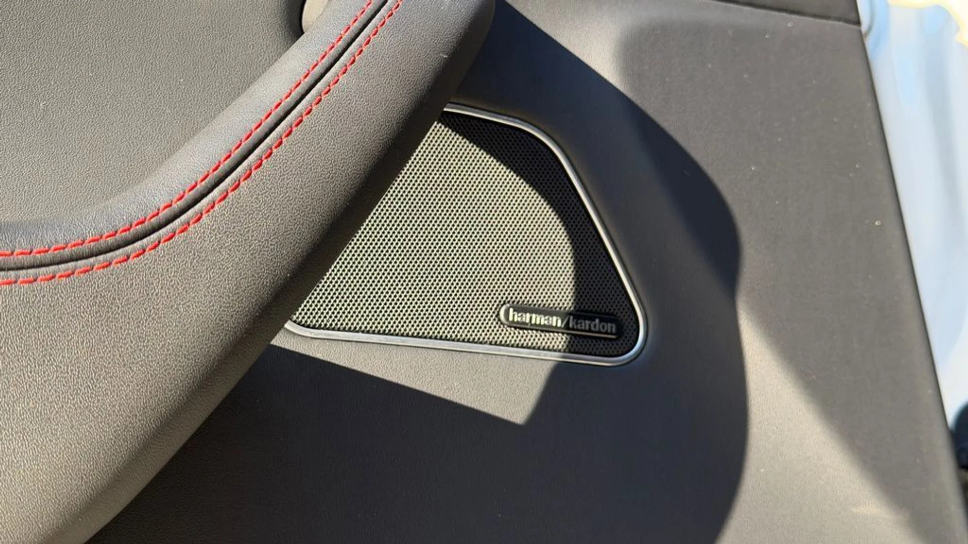 mph012_2801526988_2ed50cce1db44c4c84edefa26c2b27ee_3b4bca2eb8